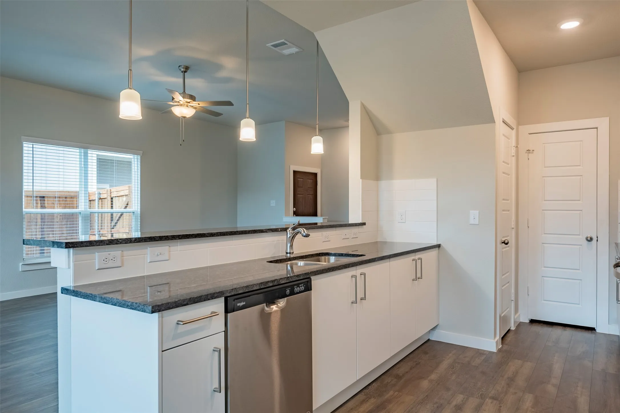 Duplex For Rent in Ellis County , 640 Wheatfield Drive, Venus, Texas 76084, 4 Bedroom, 3 Bathroom, 2 Garage spaces, 1,926 Sqft, built in 2023, mls#21312696, Real Estate Agent in Venus, Homes For Rent in Ellis county, Homes For Rent in Venus, Realtor in Venus Texas, Real Estate Brokerage Independent Realty Texas, Luminita Cordes Realtor