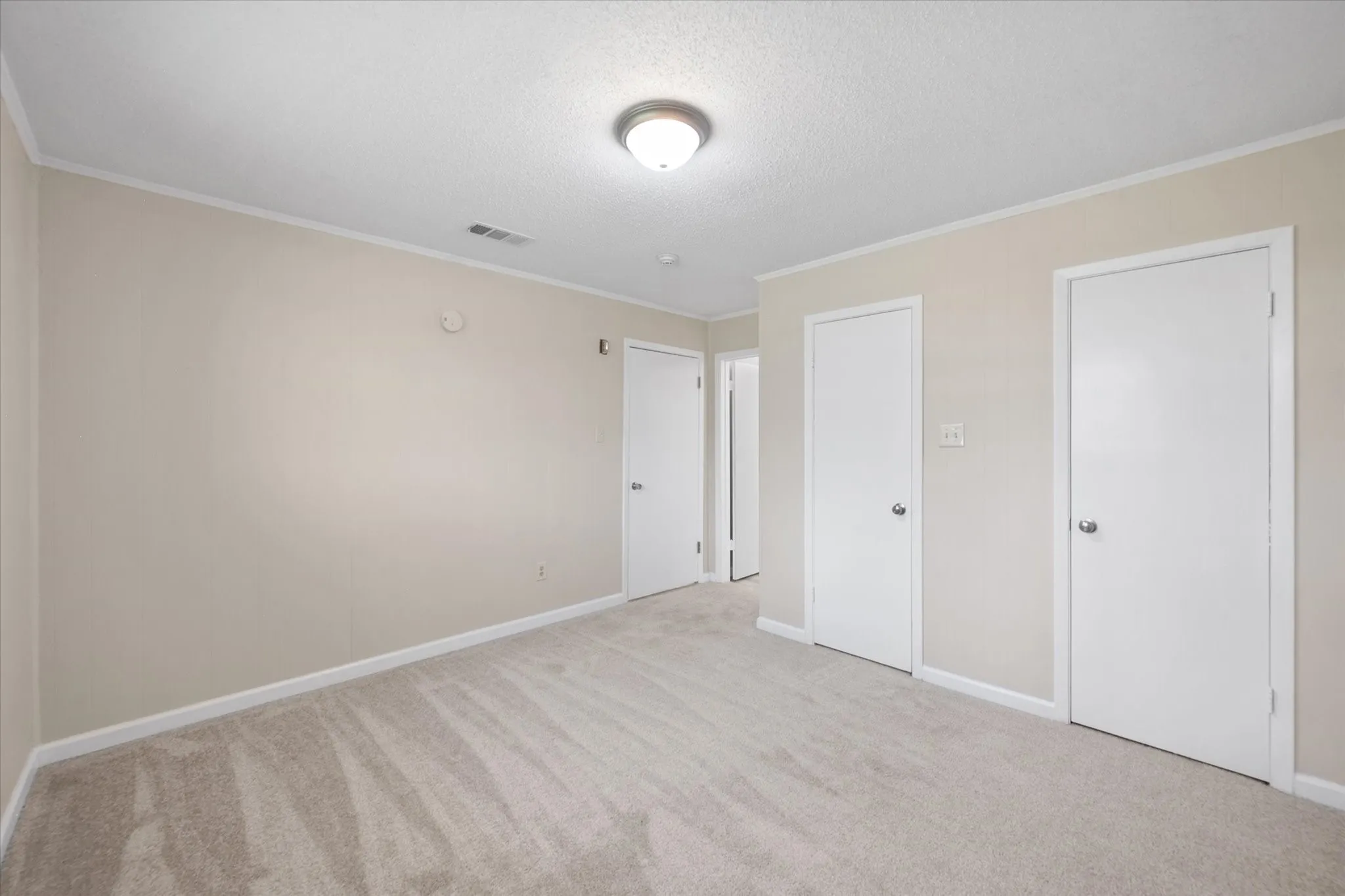 Single Family Residence For Sale in Navarro County , 5835 County Road 2091, Corsicana, Texas 75110, 5 Bedroom, 3 Bathroom, Garage spaces, 2,679 Sqft, built in 1979, mls#21301242, Real Estate Agent in Corsicana, Homes For Sale in Navarro county, Homes For Sale in Corsicana, Realtor in Corsicana Texas, Real Estate Brokerage Independent Realty Texas, Luminita Cordes Realtor