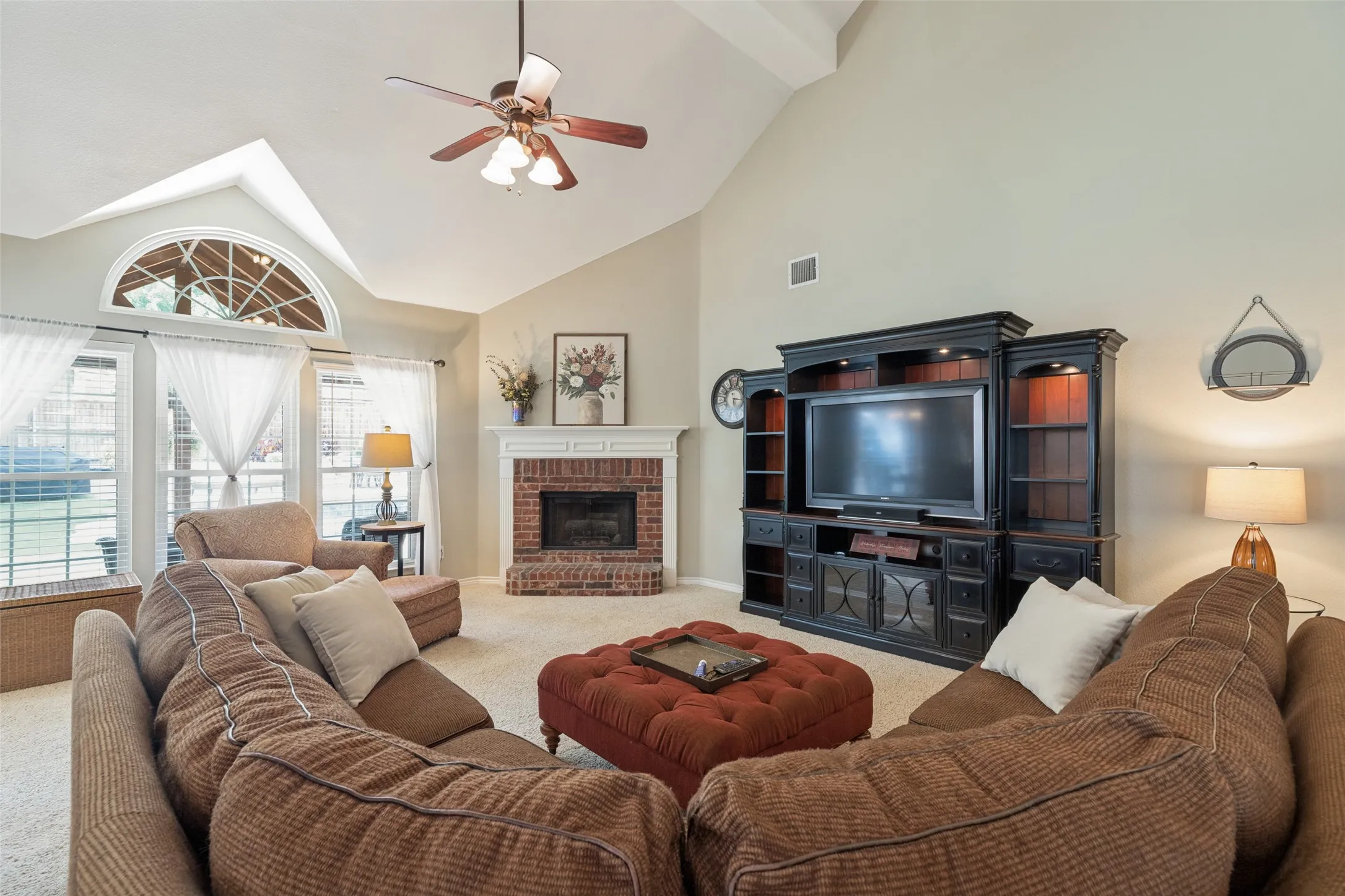 Single Family Residence For Sale in Collin County , 2716 Parkside Lane, Mc Kinney, Texas 75072, 5 Bedroom, 4 Bathroom, 2 Garage spaces, 3,527 Sqft, built in 1999, mls#21312139, Real Estate Agent in Mc Kinney, Homes For Sale in Collin county, Homes For Sale in Mc Kinney, Realtor in Mc Kinney Texas, Real Estate Brokerage Independent Realty Texas, Luminita Cordes Realtor