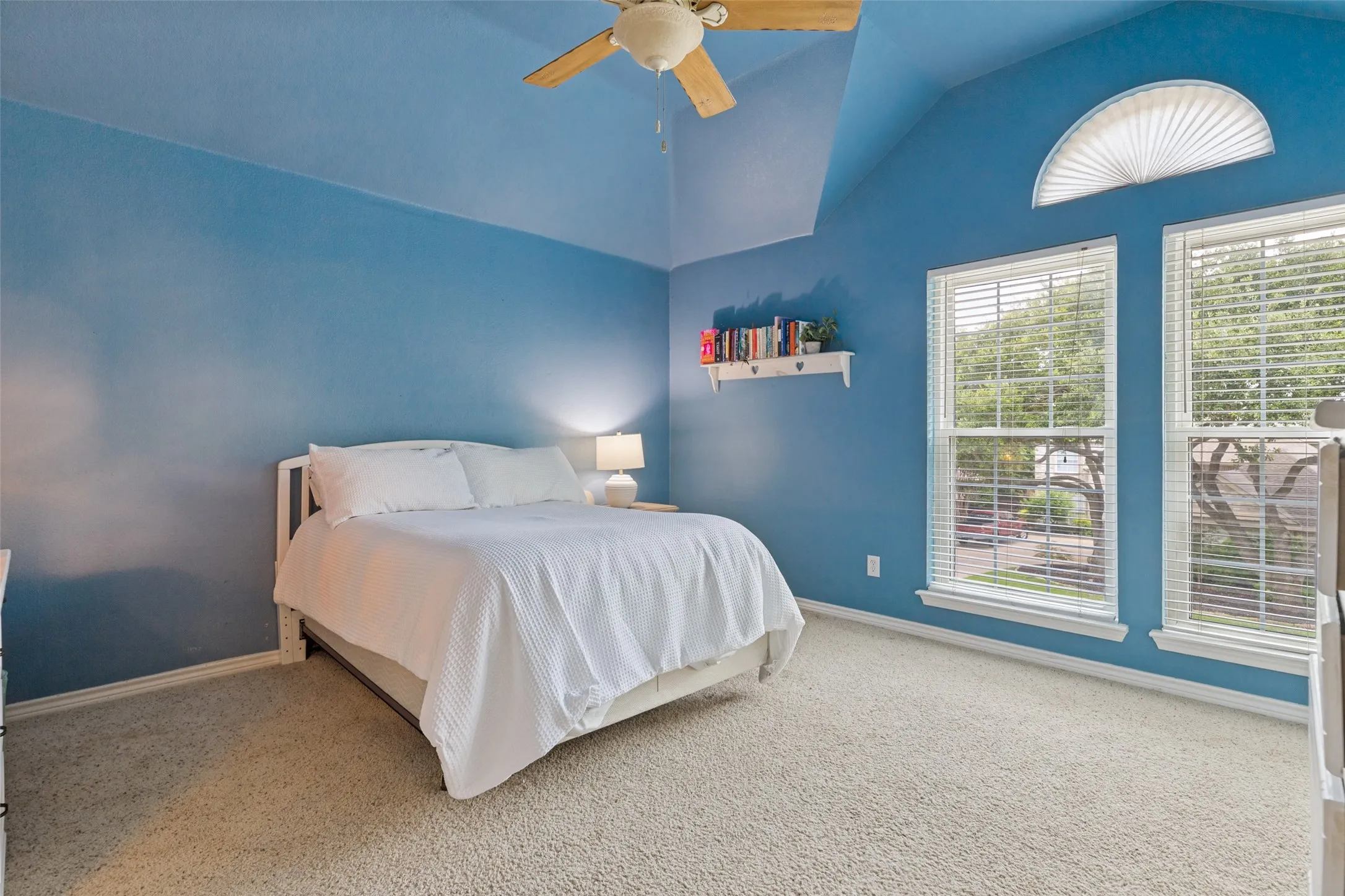 Single Family Residence For Sale in Collin County , 2716 Parkside Lane, Mc Kinney, Texas 75072, 5 Bedroom, 4 Bathroom, 2 Garage spaces, 3,527 Sqft, built in 1999, mls#21312139, Real Estate Agent in Mc Kinney, Homes For Sale in Collin county, Homes For Sale in Mc Kinney, Realtor in Mc Kinney Texas, Real Estate Brokerage Independent Realty Texas, Luminita Cordes Realtor