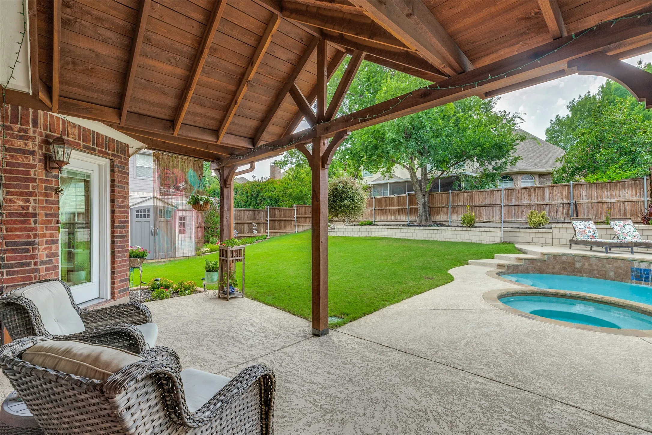 Single Family Residence For Sale in Collin County , 2716 Parkside Lane, Mc Kinney, Texas 75072, 5 Bedroom, 4 Bathroom, 2 Garage spaces, 3,527 Sqft, built in 1999, mls#21312139, Real Estate Agent in Mc Kinney, Homes For Sale in Collin county, Homes For Sale in Mc Kinney, Realtor in Mc Kinney Texas, Real Estate Brokerage Independent Realty Texas, Luminita Cordes Realtor