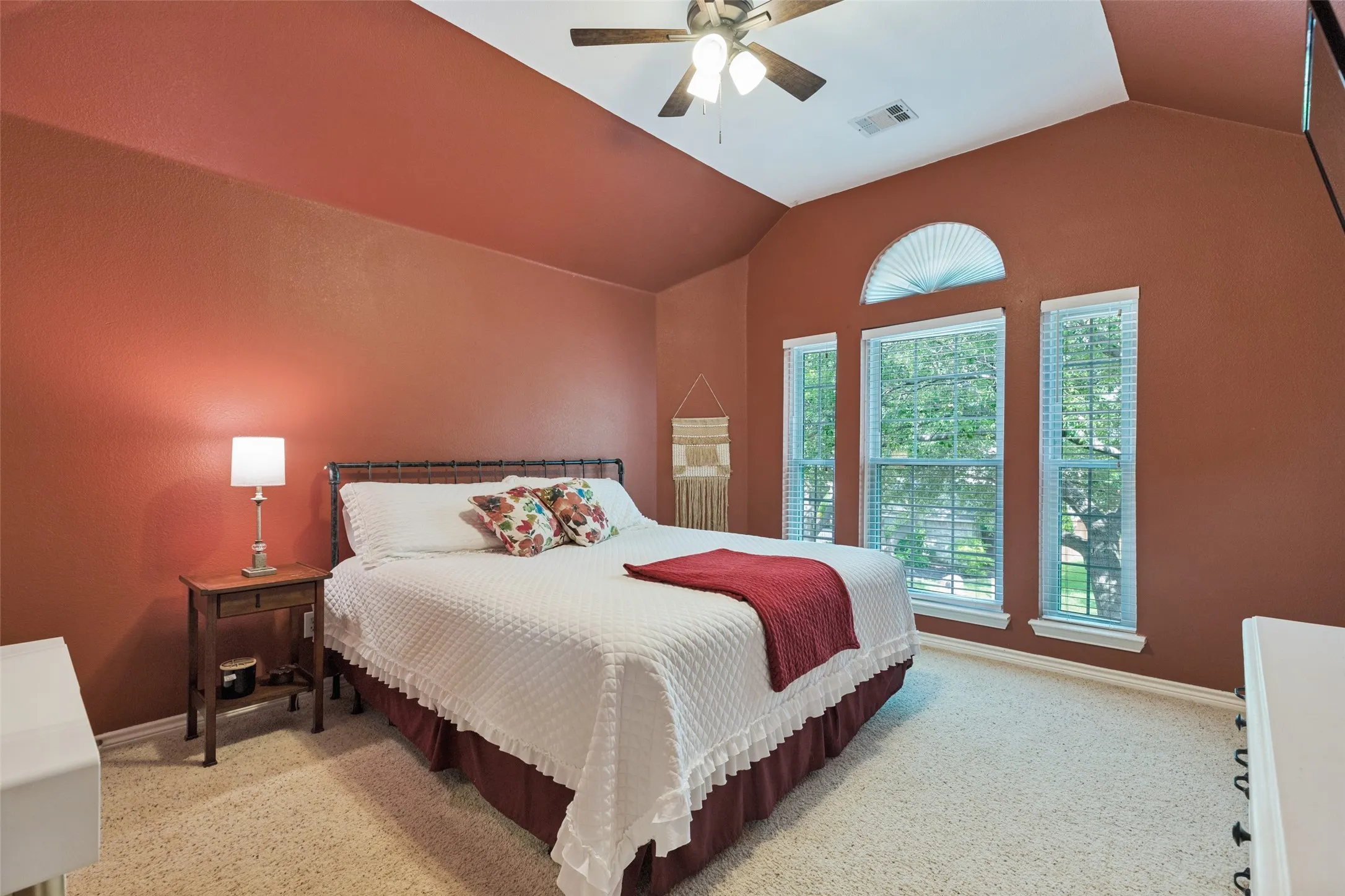 Single Family Residence For Sale in Collin County , 2716 Parkside Lane, Mc Kinney, Texas 75072, 5 Bedroom, 4 Bathroom, 2 Garage spaces, 3,527 Sqft, built in 1999, mls#21312139, Real Estate Agent in Mc Kinney, Homes For Sale in Collin county, Homes For Sale in Mc Kinney, Realtor in Mc Kinney Texas, Real Estate Brokerage Independent Realty Texas, Luminita Cordes Realtor
