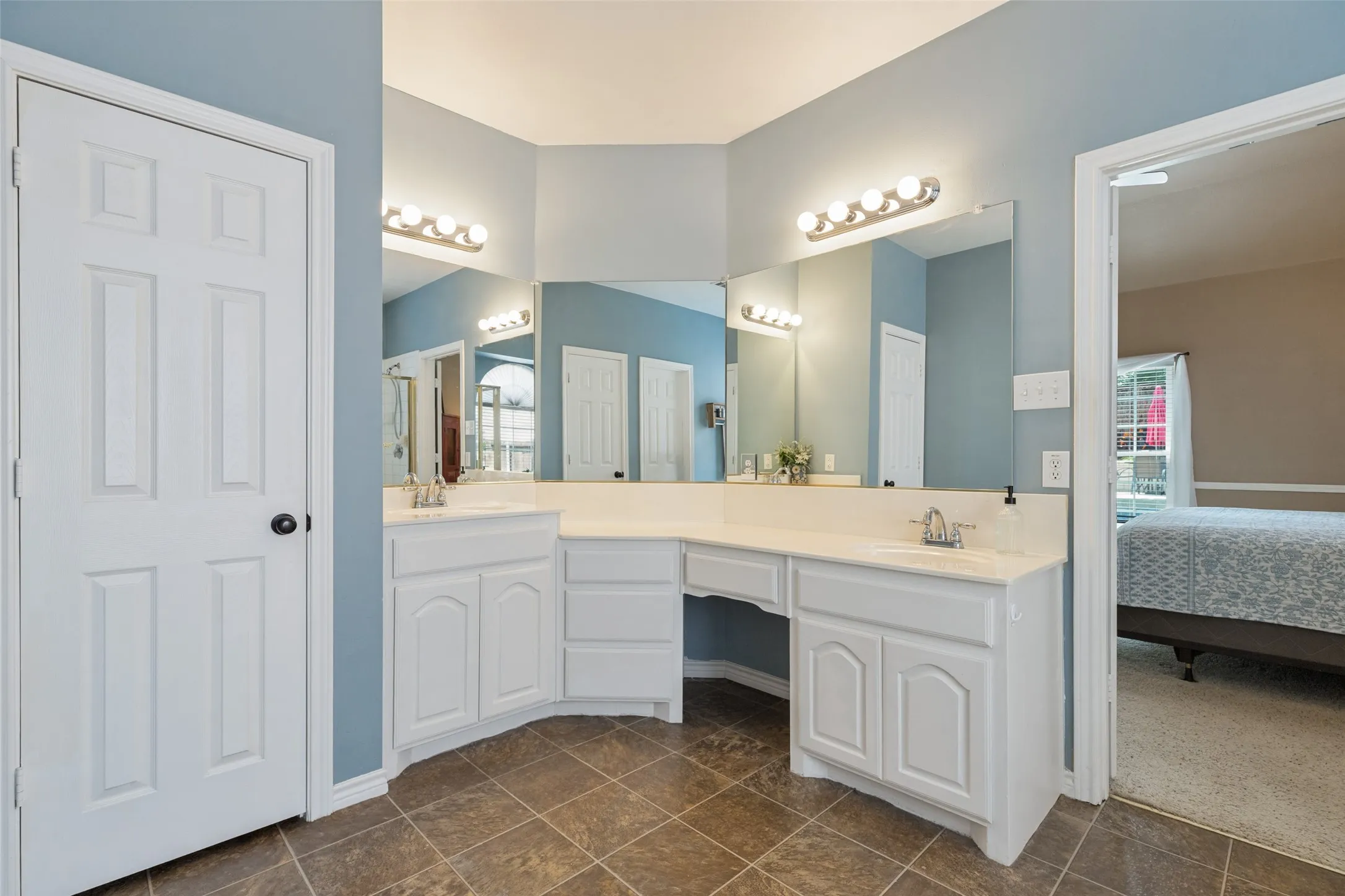 Single Family Residence For Sale in Collin County , 2716 Parkside Lane, Mc Kinney, Texas 75072, 5 Bedroom, 4 Bathroom, 2 Garage spaces, 3,527 Sqft, built in 1999, mls#21312139, Real Estate Agent in Mc Kinney, Homes For Sale in Collin county, Homes For Sale in Mc Kinney, Realtor in Mc Kinney Texas, Real Estate Brokerage Independent Realty Texas, Luminita Cordes Realtor