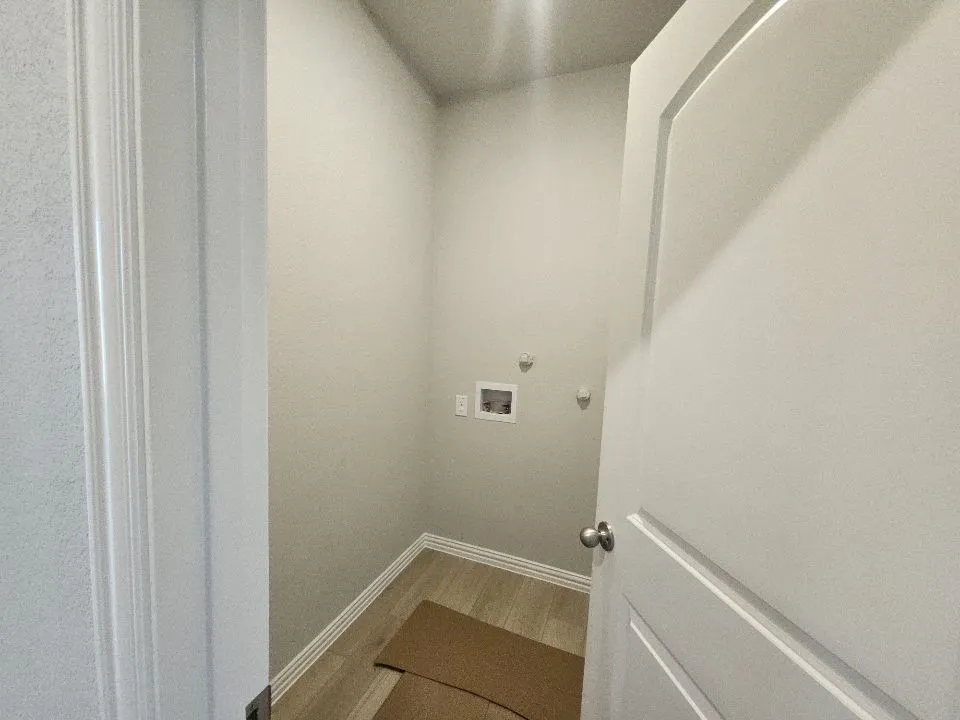 Single Family Residence For Sale in Ellis County , 813 Silverleaf Drive, Ennis, Texas 75119, 4 Bedroom, 2 Bathroom, 2 Garage spaces, 1,939 Sqft, built in 2026, mls#21312709, Real Estate Agent in Ennis, Homes For Sale in Ellis county, Homes For Sale in Ennis, Realtor in Ennis Texas, Real Estate Brokerage Independent Realty Texas, Luminita Cordes Realtor