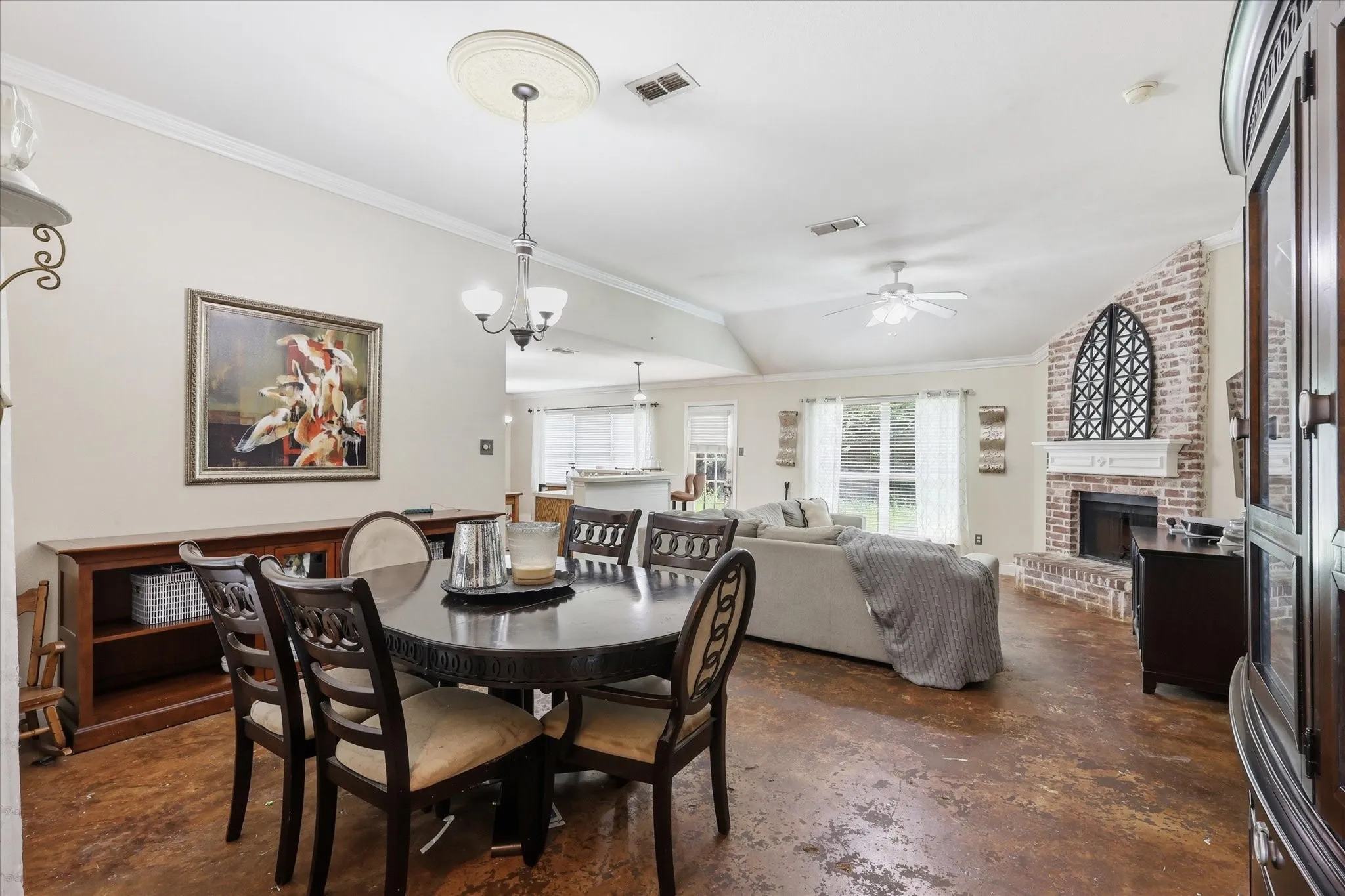 Single Family Residence For Sale in Tarrant County , 5002 Bayberry Drive, Arlington, Texas 76017, 3 Bedroom, 2 Bathroom, 2 Garage spaces, 1,775 Sqft, built in 2002, mls#21303978, Real Estate Agent in Arlington, Homes For Sale in Tarrant county, Homes For Sale in Arlington, Realtor in Arlington Texas, Real Estate Brokerage Independent Realty Texas, Luminita Cordes Realtor