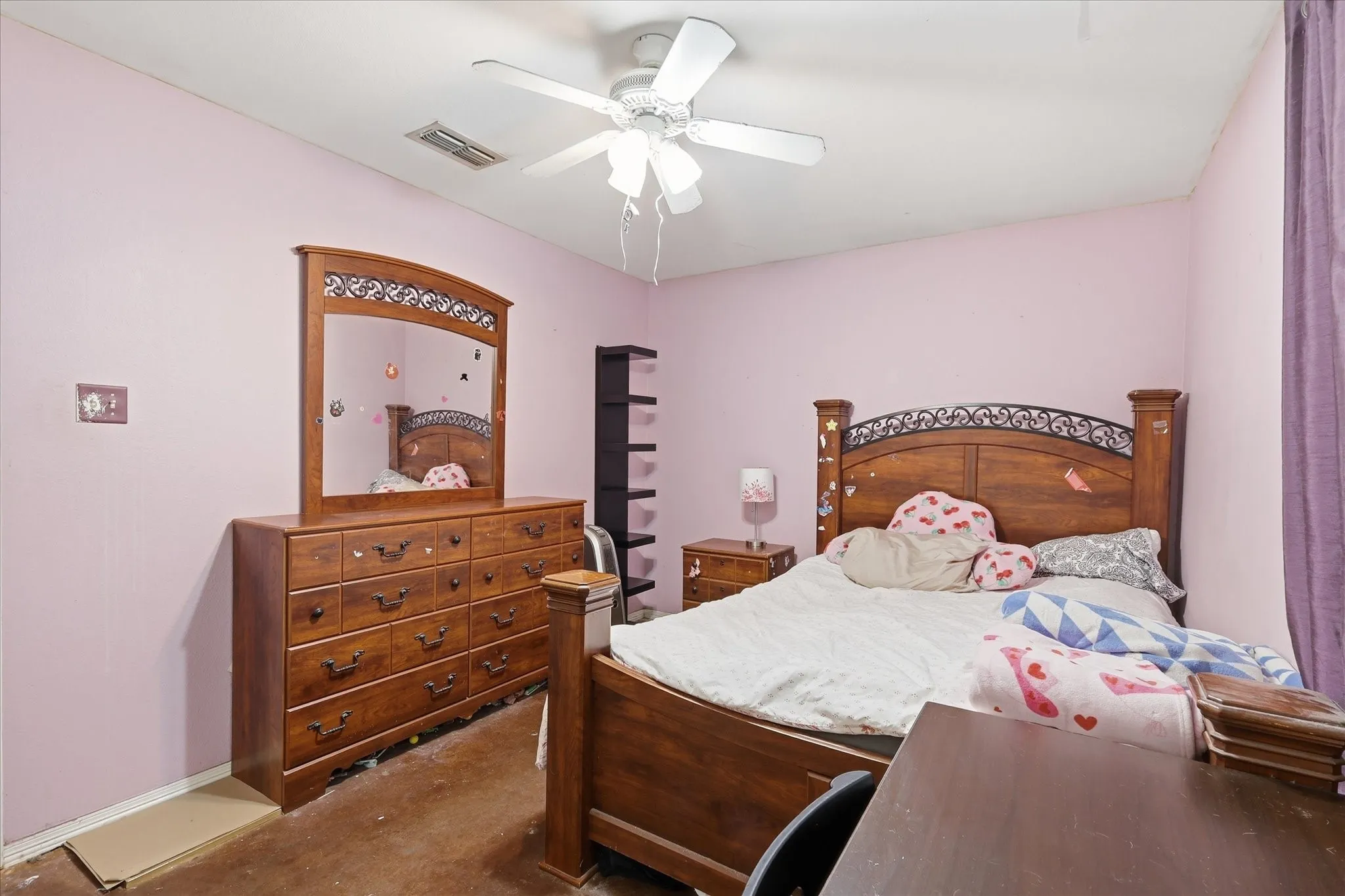 Single Family Residence For Sale in Tarrant County , 5002 Bayberry Drive, Arlington, Texas 76017, 3 Bedroom, 2 Bathroom, 2 Garage spaces, 1,775 Sqft, built in 2002, mls#21303978, Real Estate Agent in Arlington, Homes For Sale in Tarrant county, Homes For Sale in Arlington, Realtor in Arlington Texas, Real Estate Brokerage Independent Realty Texas, Luminita Cordes Realtor