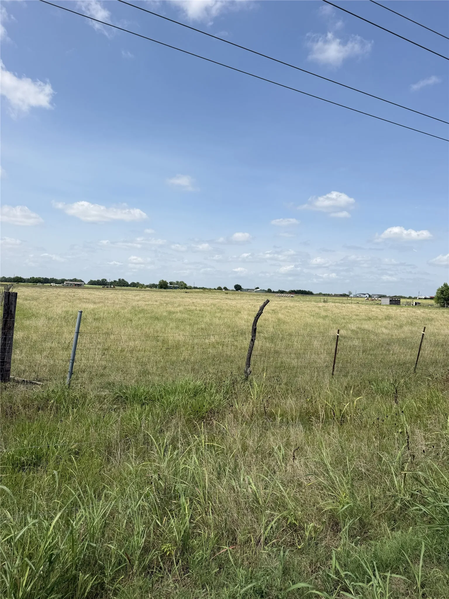 Improved Land For Sale in Hunt County , 2960 County Road 1062, Greenville, Texas 75401, 0, 0, Garage spaces, 0 Sqft, built in 0, Price $190,000, mls#21312724, Real Estate Agent in Greenville, Homes For Sale in Hunt county, Homes For Sale in Greenville, Realtor in Greenville Texas, Real Estate Brokerage Independent Realty Texas, Luminita Cordes Realtor
