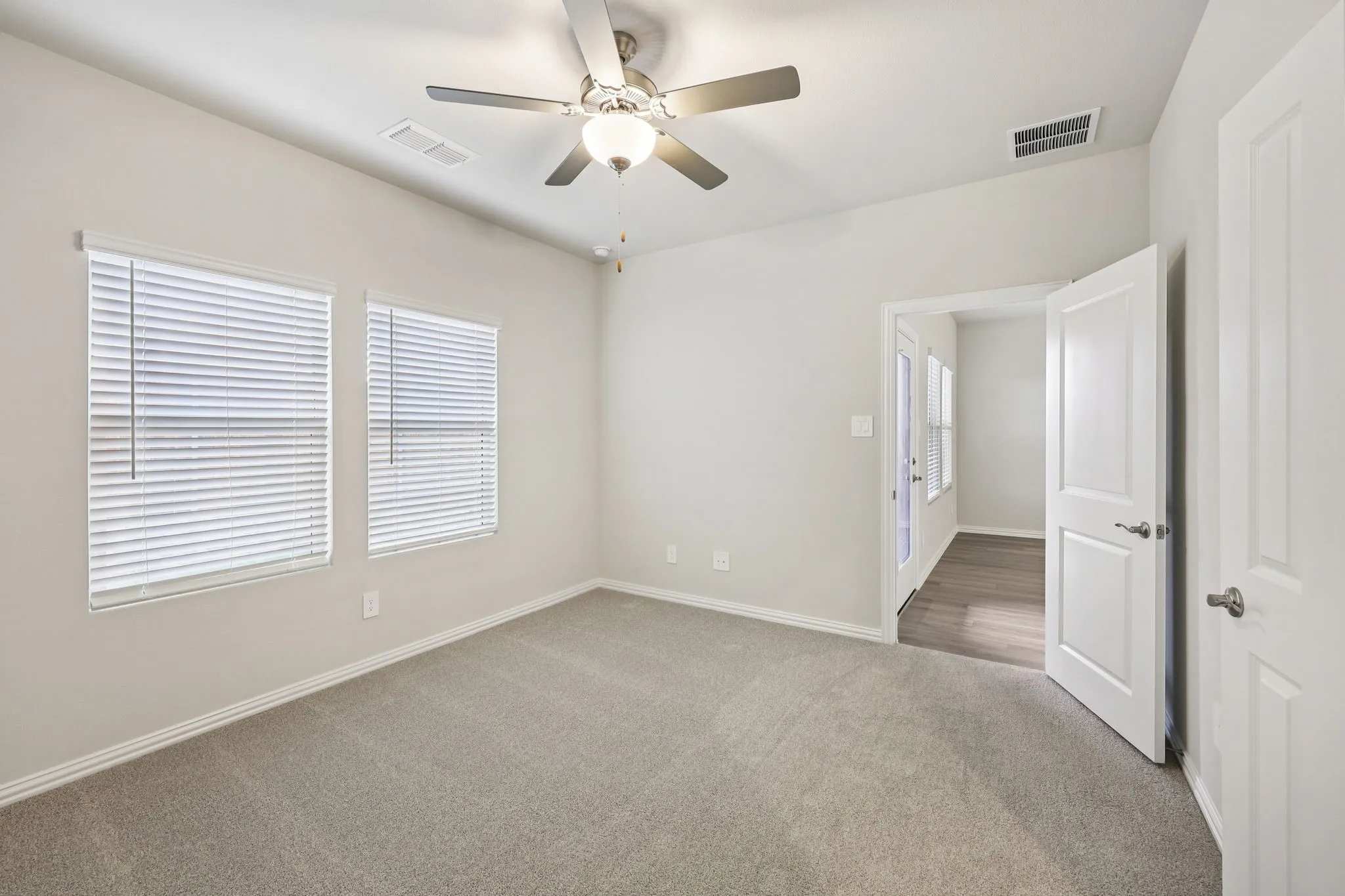 Photo is not of the actual home, but is an inspirational photo of builder’s model home and may depict options, furnishings, and/or decorator features that are not included.