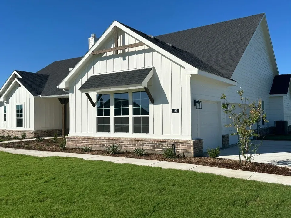 Single Family Residence For Sale in Cooke County , 147 Sunny Side Road, Valley View, Texas 76272, 4 Bedroom, 2 Bathroom, 3 Garage spaces, 2,483 Sqft, built in 2026, mls#21311071, Real Estate Agent in Valley View, Homes For Sale in Cooke county, Homes For Sale in Valley View, Realtor in Valley View Texas, Real Estate Brokerage Independent Realty Texas, Luminita Cordes Realtor