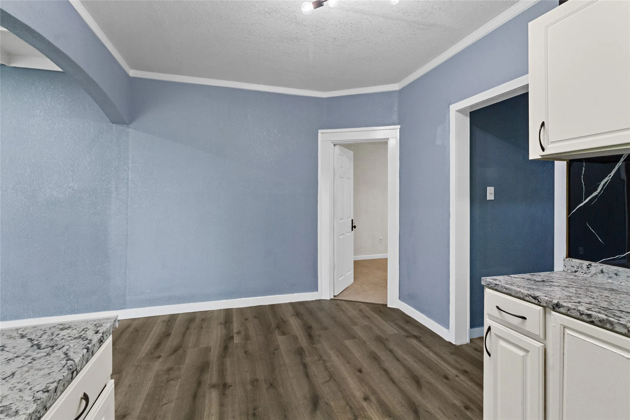 Single Family Residence For Sale in Limestone County , 812 E Sumpter, Mexia, Texas 76667, 4 Bedroom, 2 Bathroom, Garage spaces, 1,956 Sqft, built in 1926, mls#21309579, Real Estate Agent in Mexia, Homes For Sale in Limestone county, Homes For Sale in Mexia, Realtor in Mexia Texas, Real Estate Brokerage Independent Realty Texas, Luminita Cordes Realtor