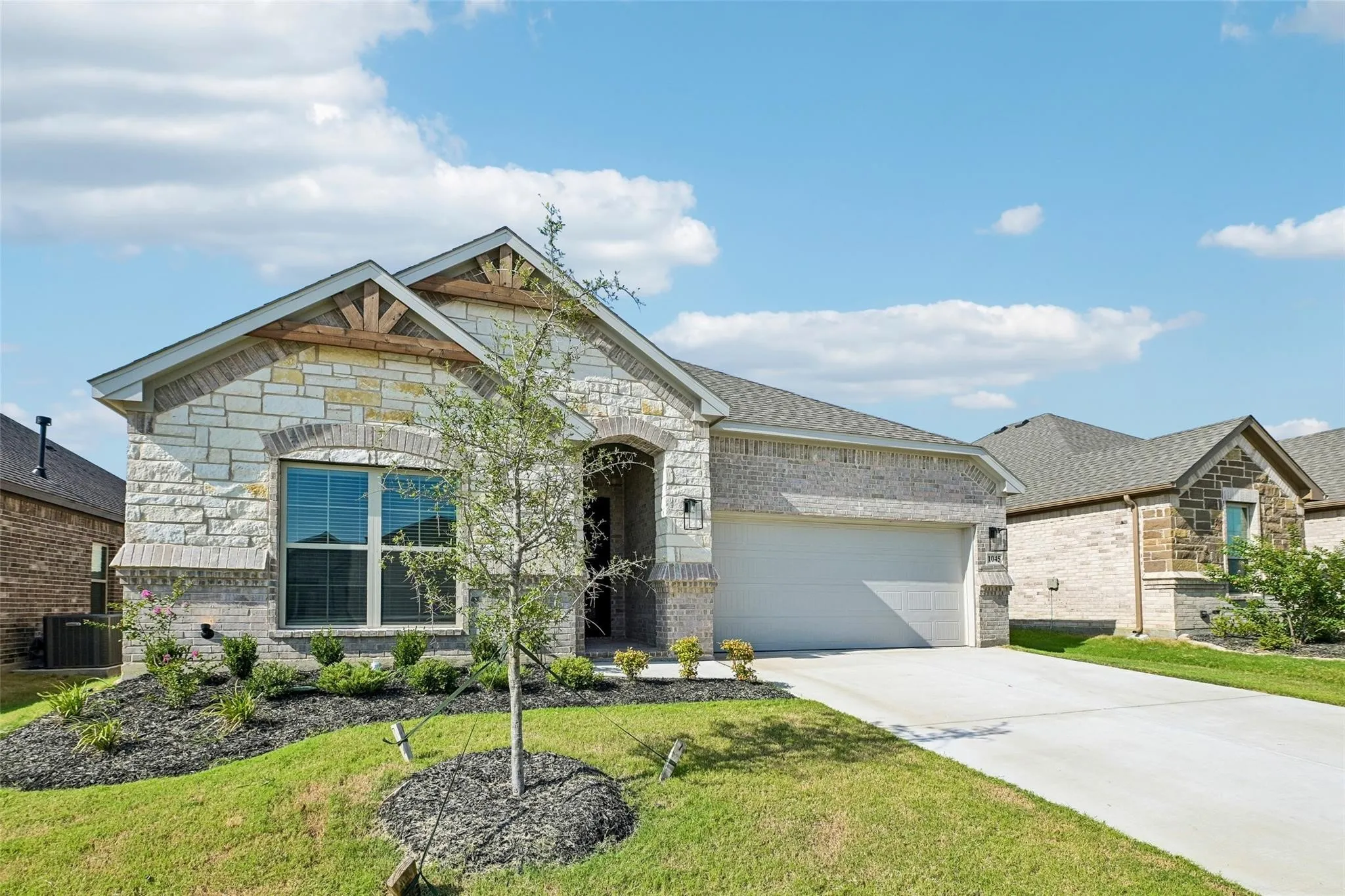Single Family Residence For Rent in Johnson County , 1045 Nighthawk Trail, Alvarado, Texas 76009, 3 Bedroom, 2 Bathroom, 2 Garage spaces, 1,871 Sqft, built in 2026, mls#21312754, Real Estate Agent in Alvarado, Homes For Rent in Johnson county, Homes For Rent in Alvarado, Realtor in Alvarado Texas, Real Estate Brokerage Independent Realty Texas, Luminita Cordes Realtor