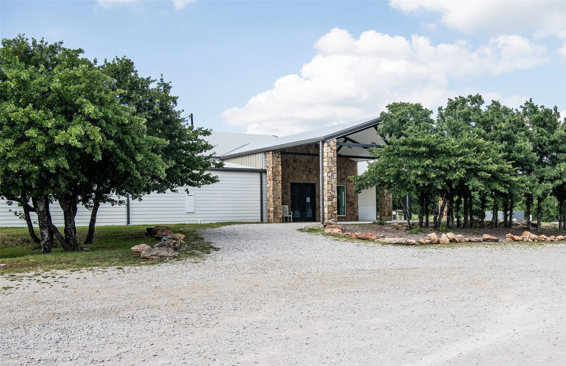 Unimproved Land For Sale in Montague County , LOT 665 Silver Leaf Drive, Sunset, Texas 76270, 0, 0, Garage spaces, 0 Sqft, built in 0, Price $135,000, mls#21310251, Real Estate Agent in Sunset, Homes For Sale in Montague county, Homes For Sale in Sunset, Realtor in Sunset Texas, Real Estate Brokerage Independent Realty Texas, Luminita Cordes Realtor