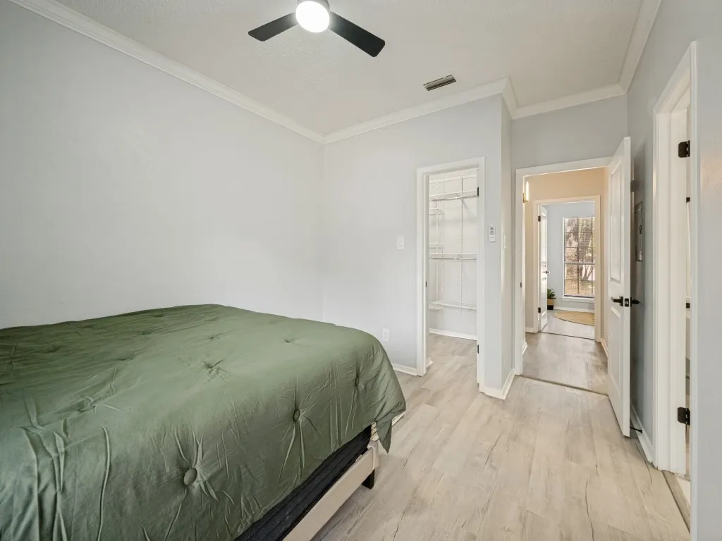 Condominium For Sale in Tarrant County , 1200 Riverchase Lane 125, Arlington, Texas 76011, 2 Bedroom, 2 Bathroom, 1 Garage spaces, 939 Sqft, built in 1983, mls#21312568, Real Estate Agent in Arlington, Homes For Sale in Tarrant county, Homes For Sale in Arlington, Realtor in Arlington Texas, Real Estate Brokerage Independent Realty Texas, Luminita Cordes Realtor
