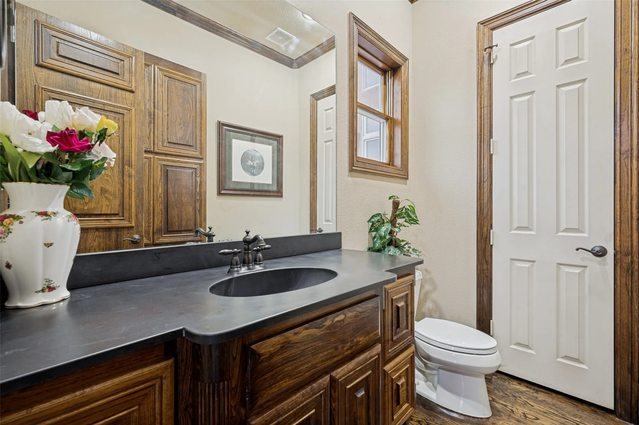 Single Family Residence For Sale in Denton County , 1634 Oak Ridge Drive, Corinth, Texas 76210, 4 Bedroom, 7 Bathroom, 4 Garage spaces, 8,108 Sqft, built in 2003, mls#21312408, Real Estate Agent in Corinth, Homes For Sale in Denton county, Homes For Sale in Corinth, Realtor in Corinth Texas, Real Estate Brokerage Independent Realty Texas, Luminita Cordes Realtor