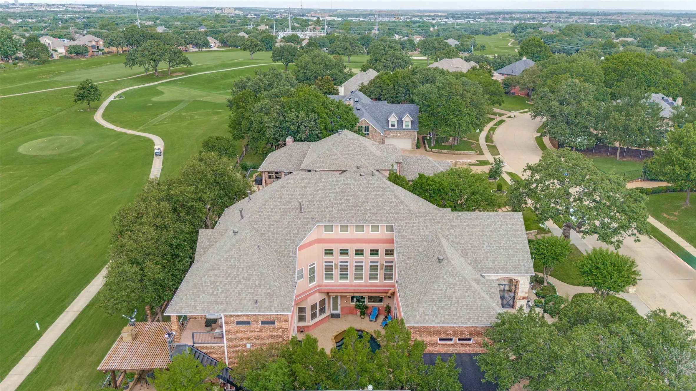 Single Family Residence For Sale in Denton County , 1634 Oak Ridge Drive, Corinth, Texas 76210, 4 Bedroom, 7 Bathroom, 4 Garage spaces, 8,108 Sqft, built in 2003, mls#21312408, Real Estate Agent in Corinth, Homes For Sale in Denton county, Homes For Sale in Corinth, Realtor in Corinth Texas, Real Estate Brokerage Independent Realty Texas, Luminita Cordes Realtor