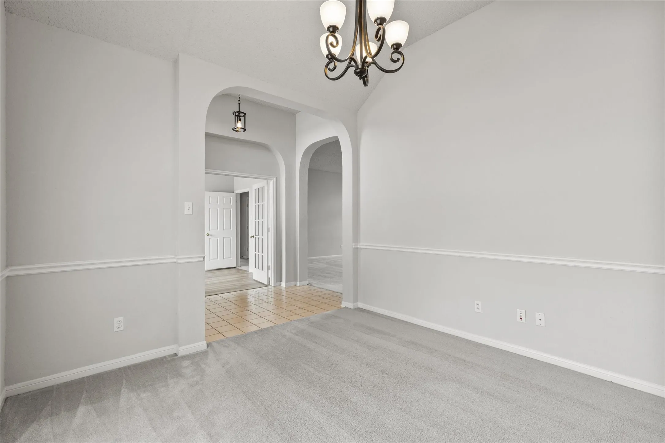 Single Family Residence For Sale in Dallas County , 7201 Armstrong Lane, Rowlett, Texas 75089, 3 Bedroom, 2 Bathroom, 2 Garage spaces, 2,198 Sqft, built in 1993, mls#21312622, Real Estate Agent in Rowlett, Homes For Sale in Dallas county, Homes For Sale in Rowlett, Realtor in Rowlett Texas, Real Estate Brokerage Independent Realty Texas, Luminita Cordes Realtor