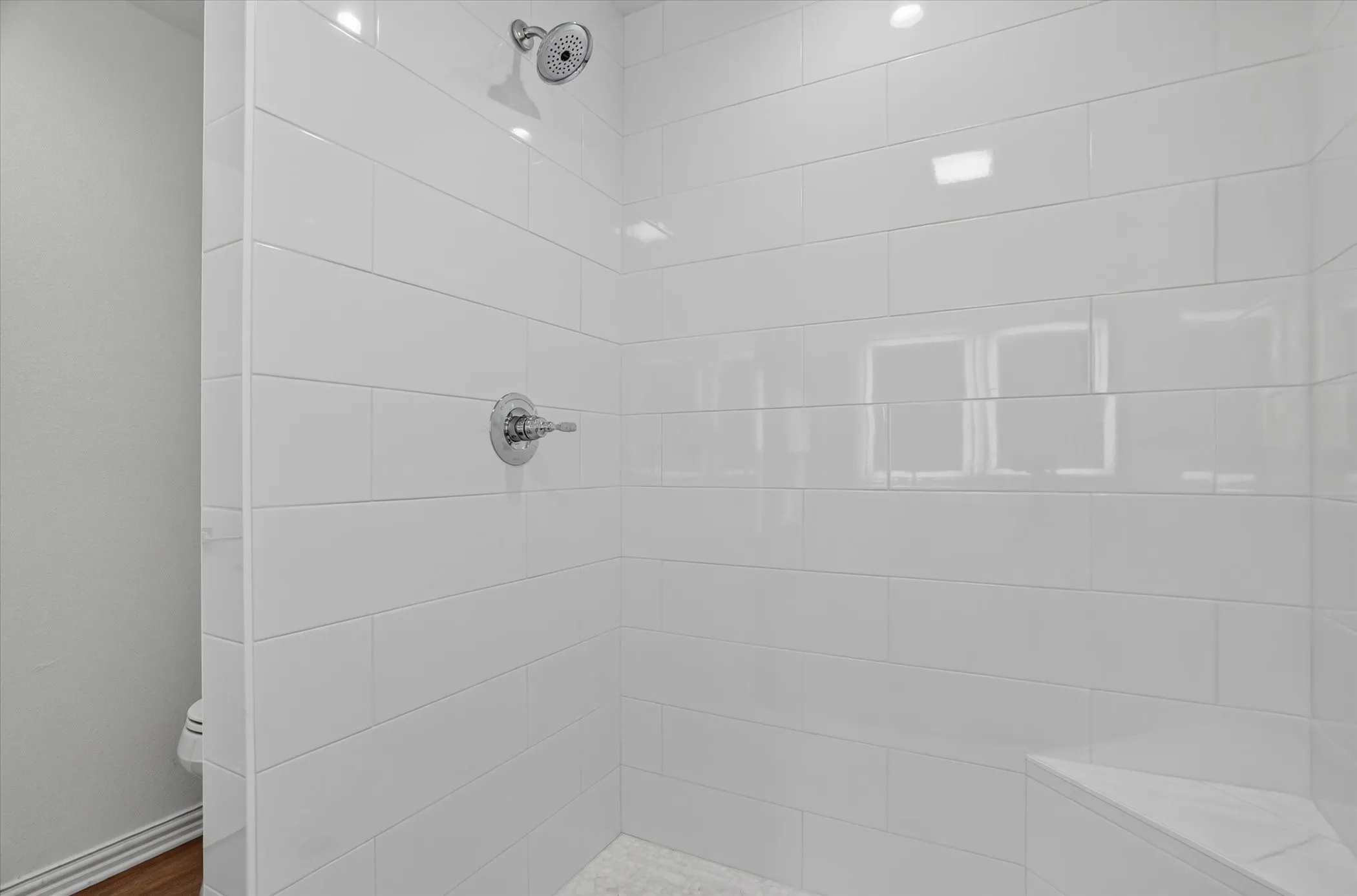 Single Family Residence For Sale in Tarrant County , 7007 Clarke Drive, Lake Worth, Texas 76135, 3 Bedroom, 3 Bathroom, 2 Garage spaces, 1,600 Sqft, built in 2026, mls#21311597, Real Estate Agent in Lake Worth, Homes For Sale in Tarrant county, Homes For Sale in Lake Worth, Realtor in Lake Worth Texas, Real Estate Brokerage Independent Realty Texas, Luminita Cordes Realtor