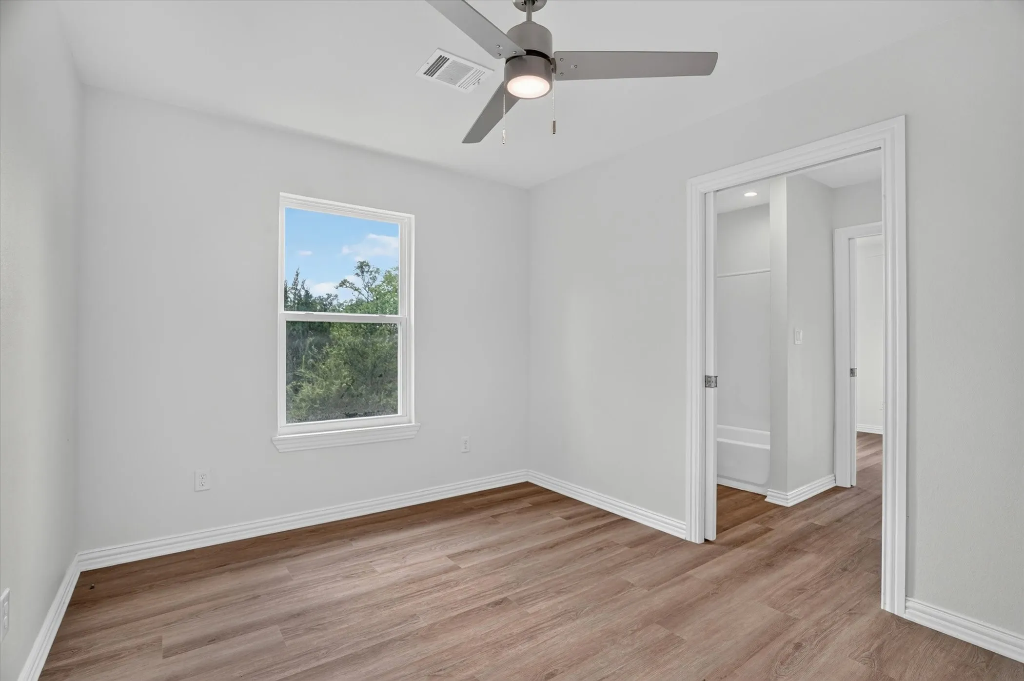 Single Family Residence For Sale in Tarrant County , 7007 Clarke Drive, Lake Worth, Texas 76135, 3 Bedroom, 3 Bathroom, 2 Garage spaces, 1,600 Sqft, built in 2026, mls#21311597, Real Estate Agent in Lake Worth, Homes For Sale in Tarrant county, Homes For Sale in Lake Worth, Realtor in Lake Worth Texas, Real Estate Brokerage Independent Realty Texas, Luminita Cordes Realtor