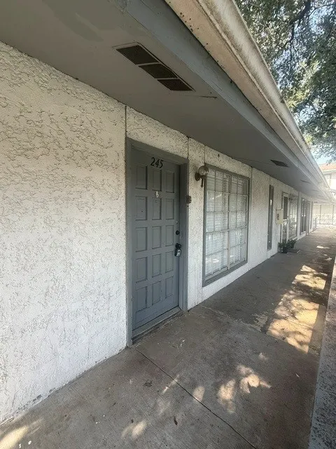 Condominium For Rent in Dallas County , 12888 montfort Drive 245, Dallas, Texas 75230, 2 Bedroom, 1 Bathroom, 1 Garage spaces, 774 Sqft, built in 1968, mls#21312781, Real Estate Agent in Dallas, Homes For Rent in Dallas county, Homes For Rent in Dallas, Realtor in Dallas Texas, Real Estate Brokerage Independent Realty Texas, Luminita Cordes Realtor