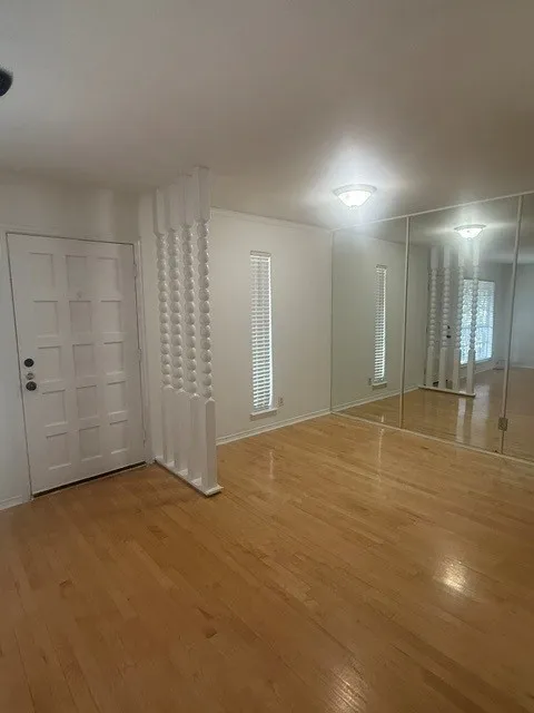 Condominium For Rent in Dallas County , 12888 montfort Drive 245, Dallas, Texas 75230, 2 Bedroom, 1 Bathroom, 1 Garage spaces, 774 Sqft, built in 1968, mls#21312781, Real Estate Agent in Dallas, Homes For Rent in Dallas county, Homes For Rent in Dallas, Realtor in Dallas Texas, Real Estate Brokerage Independent Realty Texas, Luminita Cordes Realtor