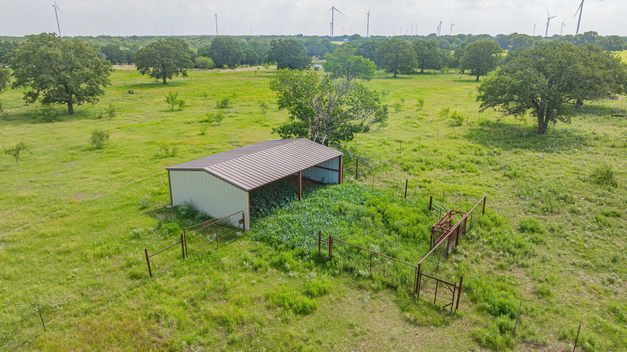Single Family Residence For Sale in Stephens County , 12697 CR 126, Ranger, Texas 76470, 4 Bedroom, 3 Bathroom, 1 Garage spaces, 2,583 Sqft, built in 2014, mls#21312782, Real Estate Agent in Ranger, Homes For Sale in Stephens county, Homes For Sale in Ranger, Realtor in Ranger Texas, Real Estate Brokerage Independent Realty Texas, Luminita Cordes Realtor