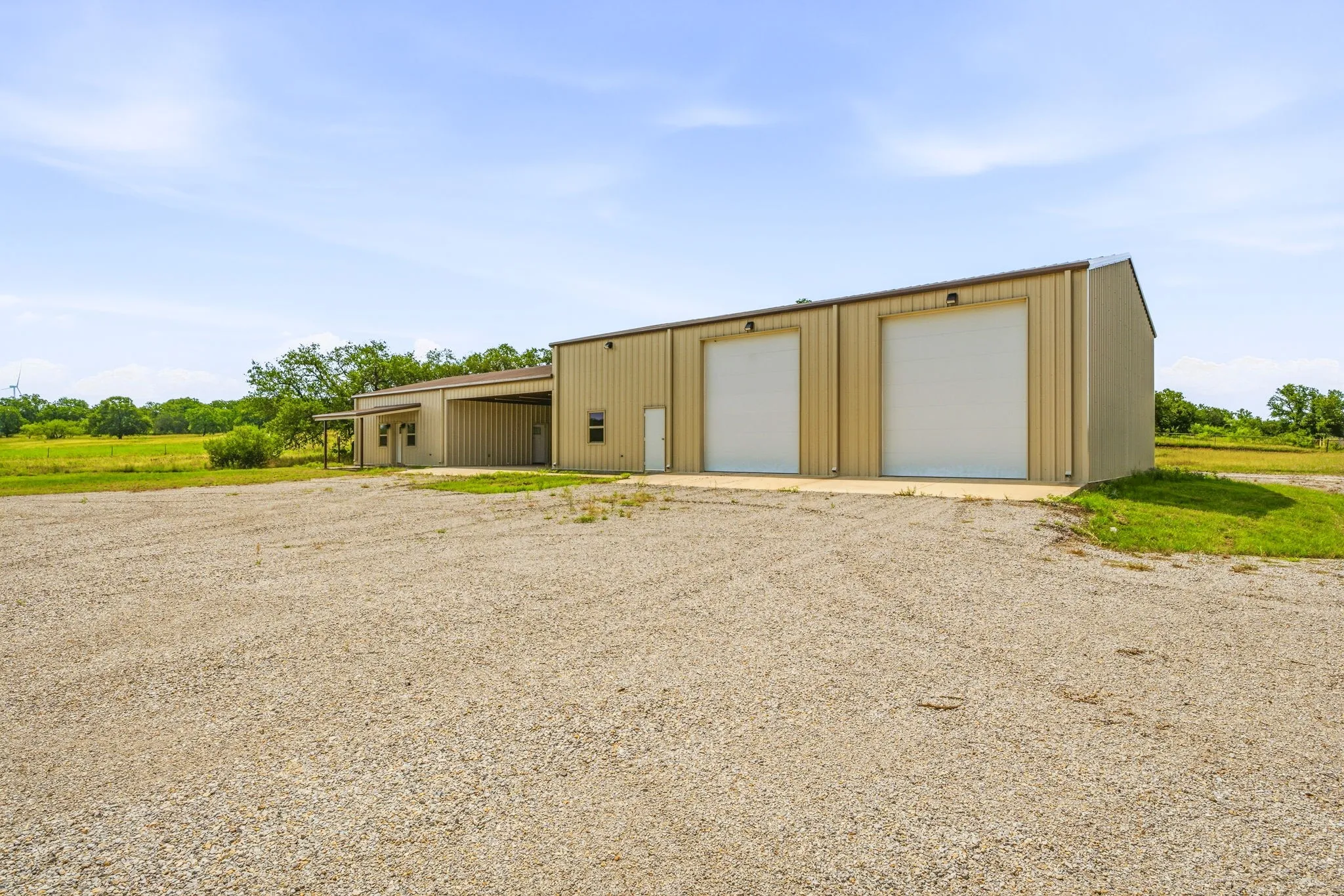 Single Family Residence For Sale in Stephens County , 12697 CR 126, Ranger, Texas 76470, 4 Bedroom, 3 Bathroom, 1 Garage spaces, 2,583 Sqft, built in 2014, mls#21312782, Real Estate Agent in Ranger, Homes For Sale in Stephens county, Homes For Sale in Ranger, Realtor in Ranger Texas, Real Estate Brokerage Independent Realty Texas, Luminita Cordes Realtor