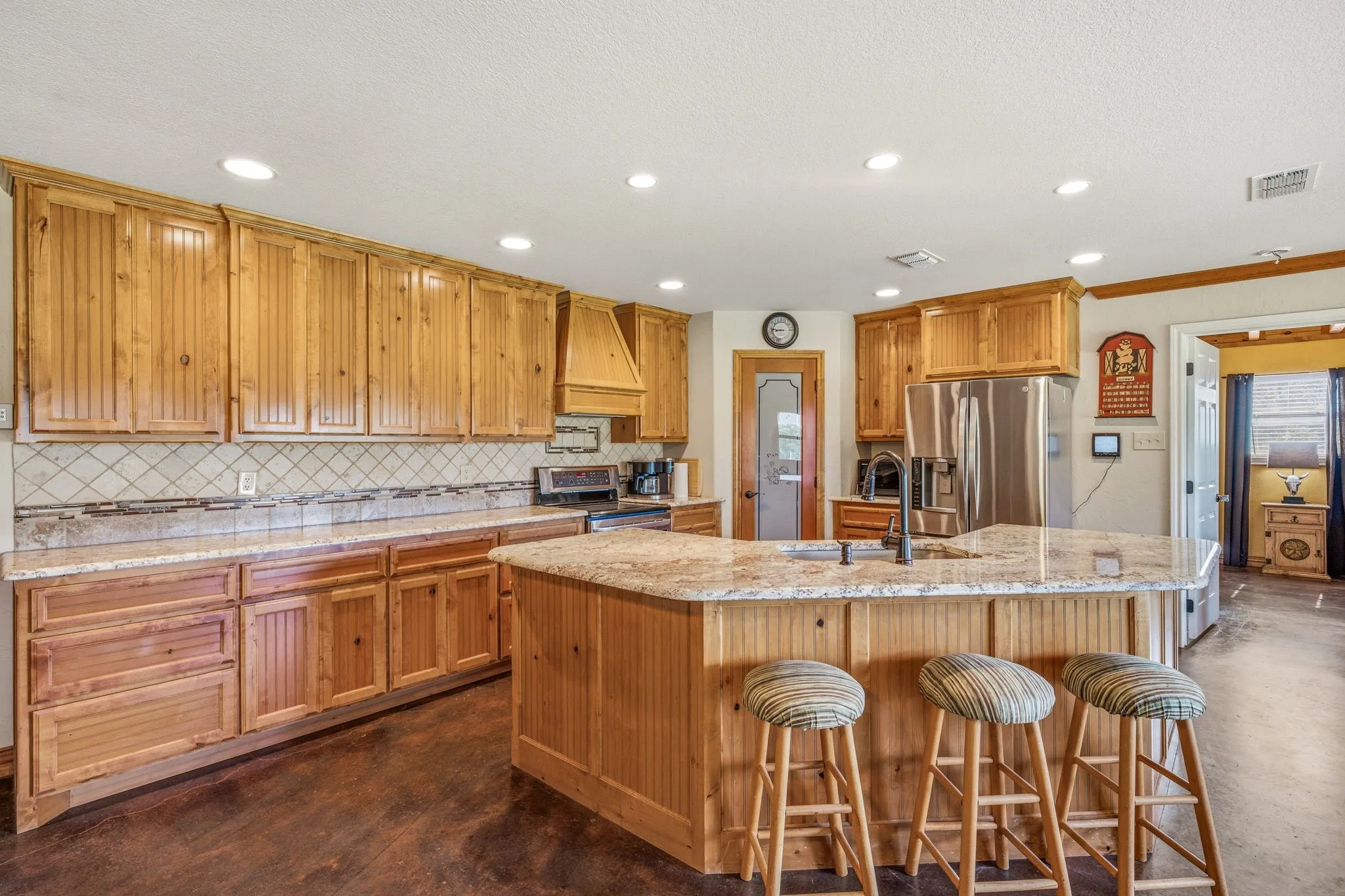 Single Family Residence For Sale in Stephens County , 12697 CR 126, Ranger, Texas 76470, 4 Bedroom, 3 Bathroom, 1 Garage spaces, 2,583 Sqft, built in 2014, mls#21312782, Real Estate Agent in Ranger, Homes For Sale in Stephens county, Homes For Sale in Ranger, Realtor in Ranger Texas, Real Estate Brokerage Independent Realty Texas, Luminita Cordes Realtor