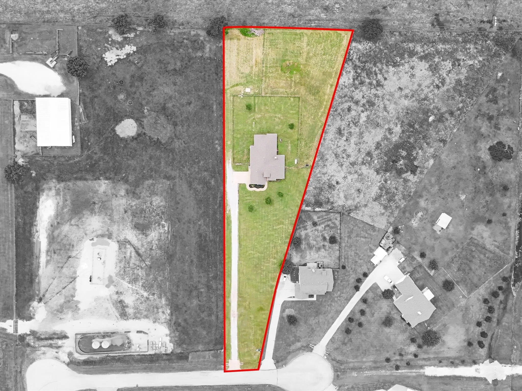 Single Family Residence For Sale in Denton County , 111 Petes Court, Ponder, Texas 76259, 4 Bedroom, 2 Bathroom, 2 Garage spaces, 2,359 Sqft, built in 2013, mls#21312720, Real Estate Agent in Ponder, Homes For Sale in Denton county, Homes For Sale in Ponder, Realtor in Ponder Texas, Real Estate Brokerage Independent Realty Texas, Luminita Cordes Realtor