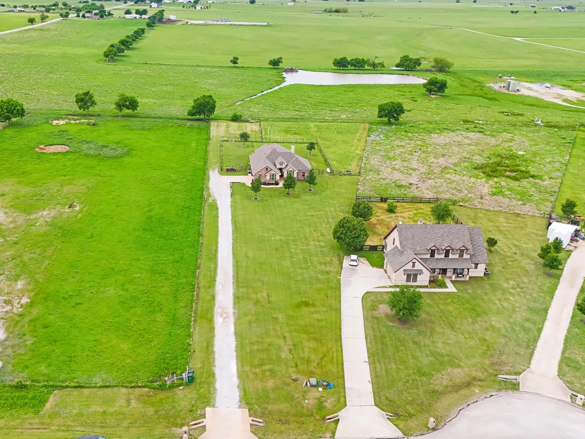 Single Family Residence For Sale in Denton County , 111 Petes Court, Ponder, Texas 76259, 4 Bedroom, 2 Bathroom, 2 Garage spaces, 2,359 Sqft, built in 2013, mls#21312720, Real Estate Agent in Ponder, Homes For Sale in Denton county, Homes For Sale in Ponder, Realtor in Ponder Texas, Real Estate Brokerage Independent Realty Texas, Luminita Cordes Realtor