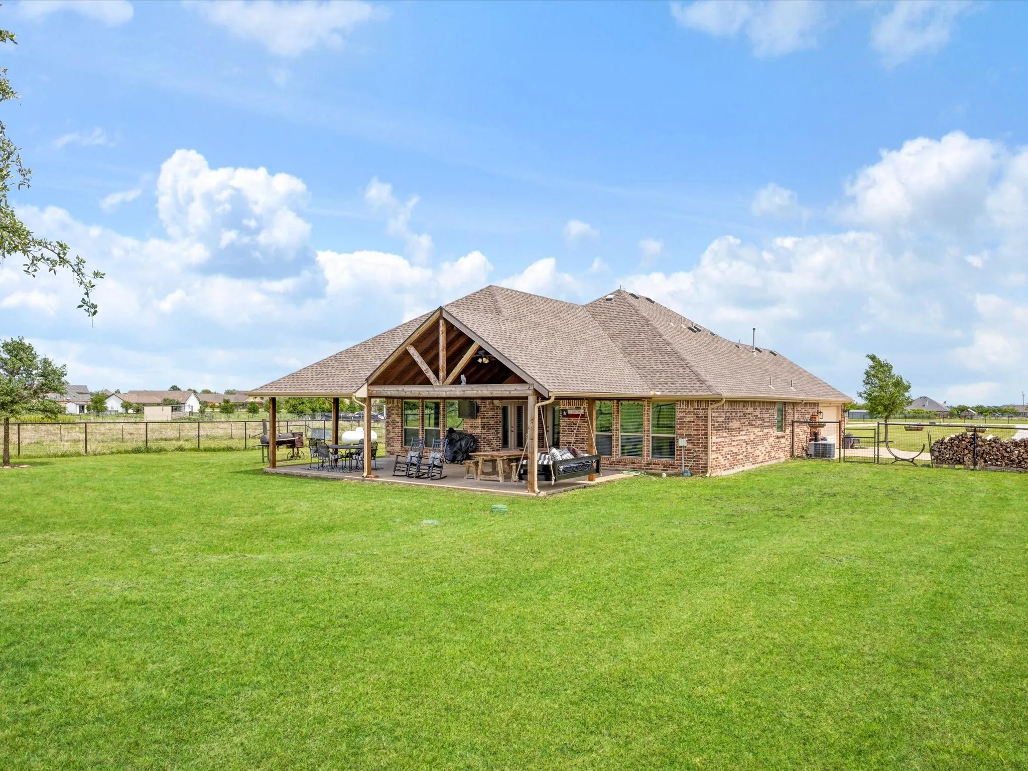 Single Family Residence For Sale in Denton County , 111 Petes Court, Ponder, Texas 76259, 4 Bedroom, 2 Bathroom, 2 Garage spaces, 2,359 Sqft, built in 2013, mls#21312720, Real Estate Agent in Ponder, Homes For Sale in Denton county, Homes For Sale in Ponder, Realtor in Ponder Texas, Real Estate Brokerage Independent Realty Texas, Luminita Cordes Realtor