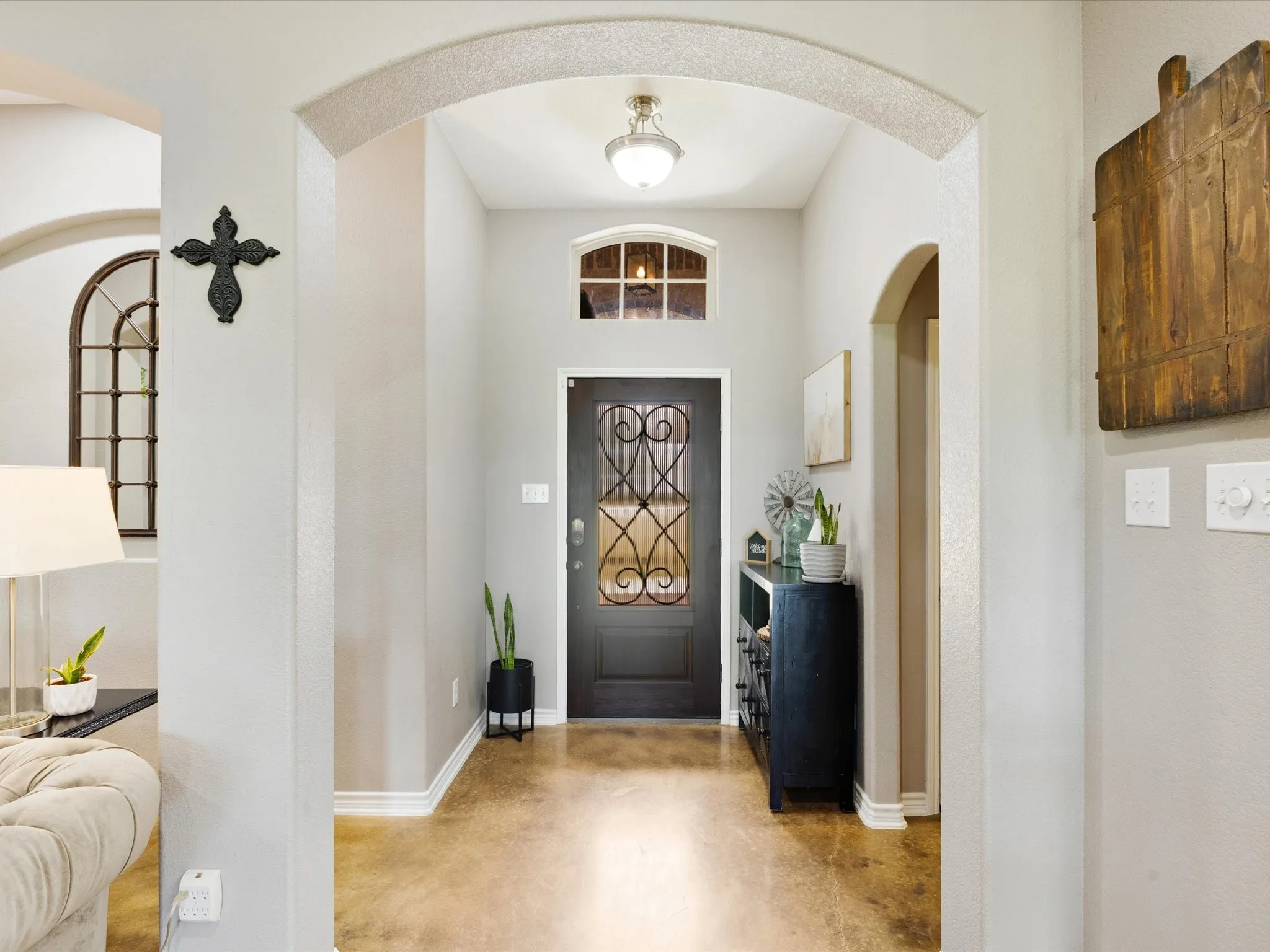 Single Family Residence For Sale in Denton County , 111 Petes Court, Ponder, Texas 76259, 4 Bedroom, 2 Bathroom, 2 Garage spaces, 2,359 Sqft, built in 2013, mls#21312720, Real Estate Agent in Ponder, Homes For Sale in Denton county, Homes For Sale in Ponder, Realtor in Ponder Texas, Real Estate Brokerage Independent Realty Texas, Luminita Cordes Realtor