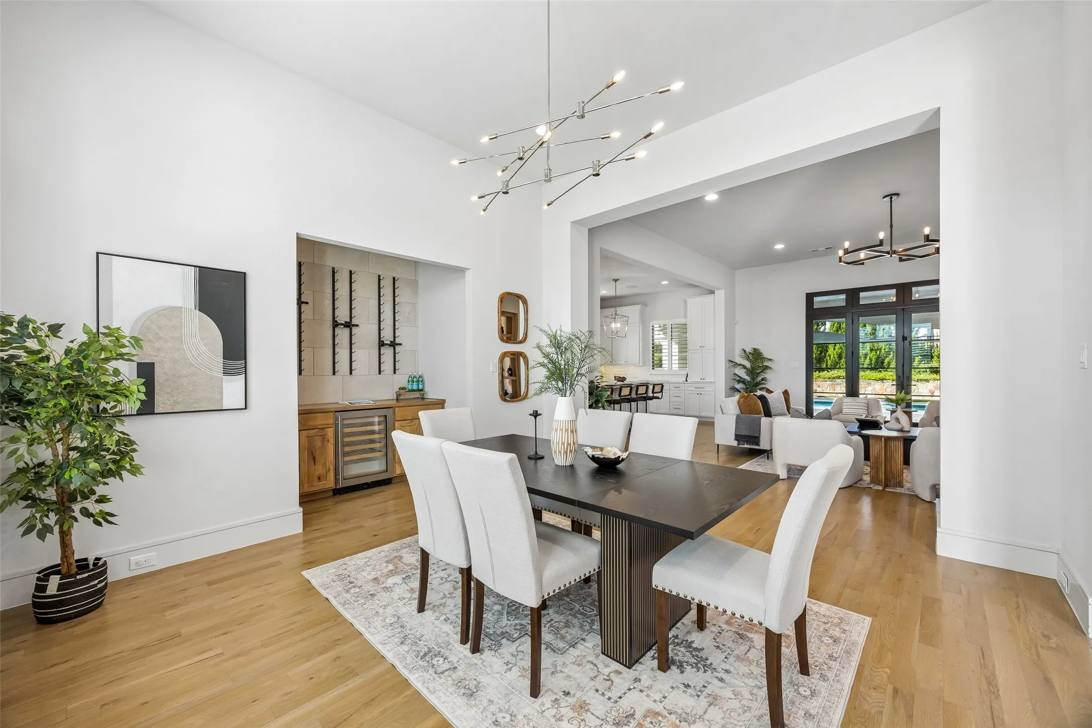 Single Family Residence For Sale in Tarrant County , 8605 Colina Terrace, Benbrook, Texas 76126, 4 Bedroom, 4 Bathroom, 2 Garage spaces, 4,273 Sqft, built in 2018, mls#21312314, Real Estate Agent in Benbrook, Homes For Sale in Tarrant county, Homes For Sale in Benbrook, Realtor in Benbrook Texas, Real Estate Brokerage Independent Realty Texas, Luminita Cordes Realtor