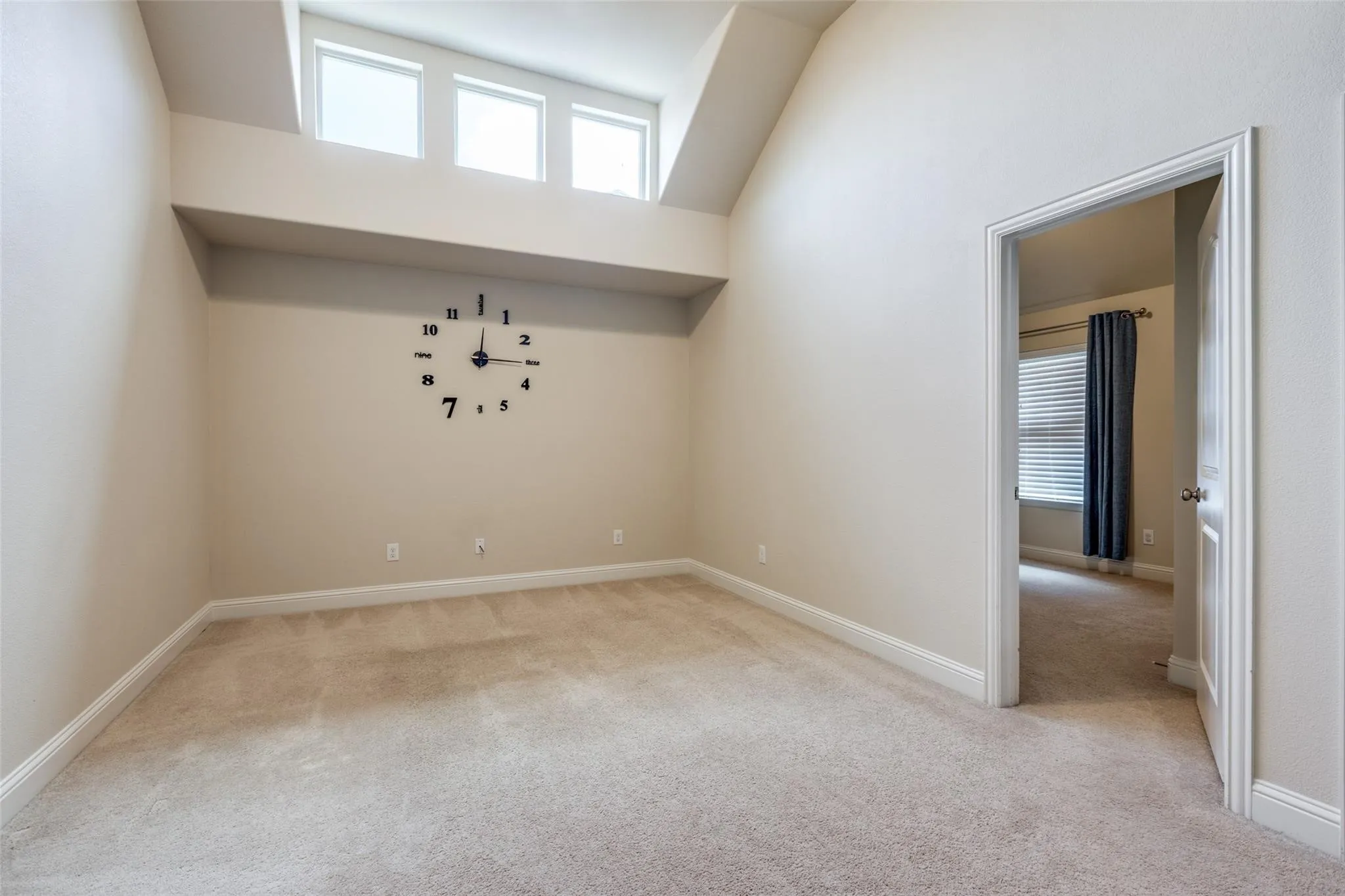 Single Family Residence For Rent in Dallas County , 1829 Breeds Hill Road, Garland, Texas 75040, 4 Bedrooms, 4 Bathrooms, 2 Garage spaces, 2,651 Sqft, built in 2013, Price $3,000, mls#21309632, Real Estate Agent in Garland, Homes For Rent in Dallas county, Homes For Rent in Garland, Realtor in Garland Texas, Real Estate Brokerage Independent Realty Texas, Luminita Cordes Realtor