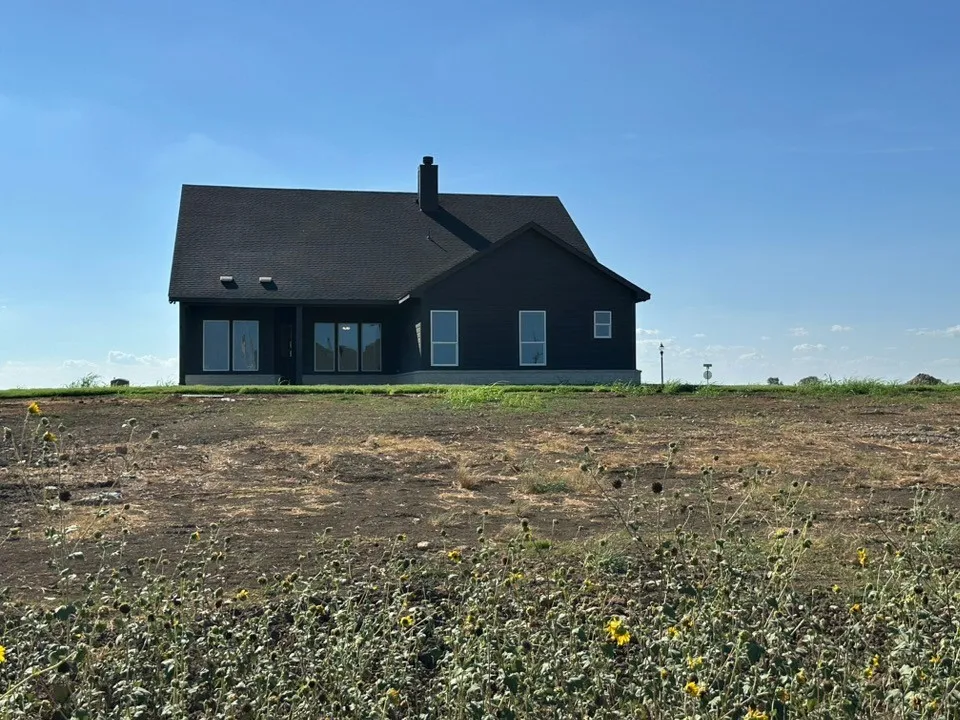 Single Family Residence For Sale in Cooke County , 182 Sunny Side Road, Valley View, Texas 76272, 4 Bedroom, 3 Bathroom, 3 Garage spaces, 2,499 Sqft, built in 2026, mls#21312801, Real Estate Agent in Valley View, Homes For Sale in Cooke county, Homes For Sale in Valley View, Realtor in Valley View Texas, Real Estate Brokerage Independent Realty Texas, Luminita Cordes Realtor
