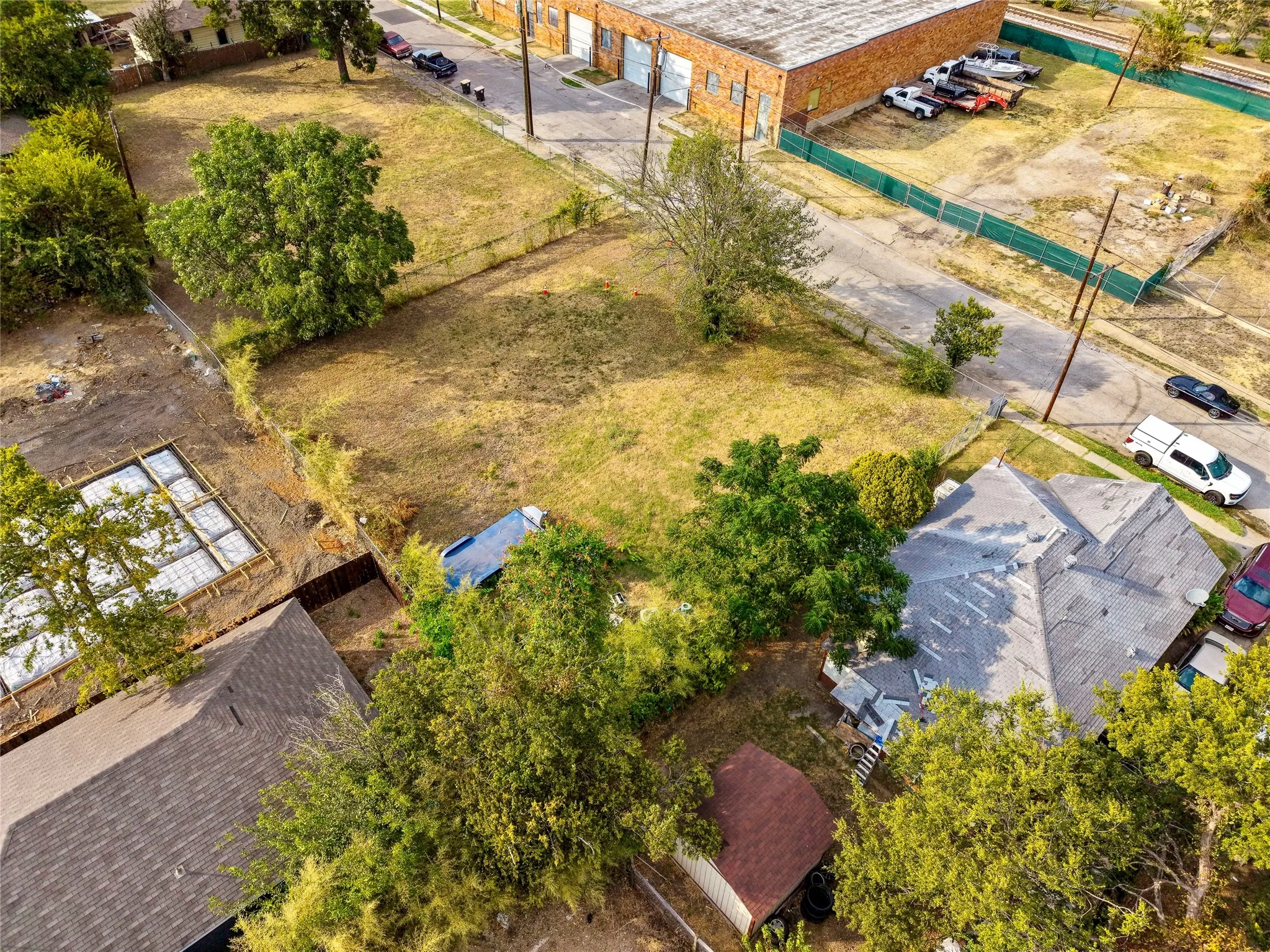 Unimproved Land For Sale in Dallas County , 2801 Medill Street, Dallas, Texas 75215, 0, 0, Garage spaces, 0 Sqft, built in 0, mls#21312065, Real Estate Agent in Dallas, Homes For Sale in Dallas county, Homes For Sale in Dallas, Realtor in Dallas Texas, Real Estate Brokerage Independent Realty Texas, Luminita Cordes Realtor