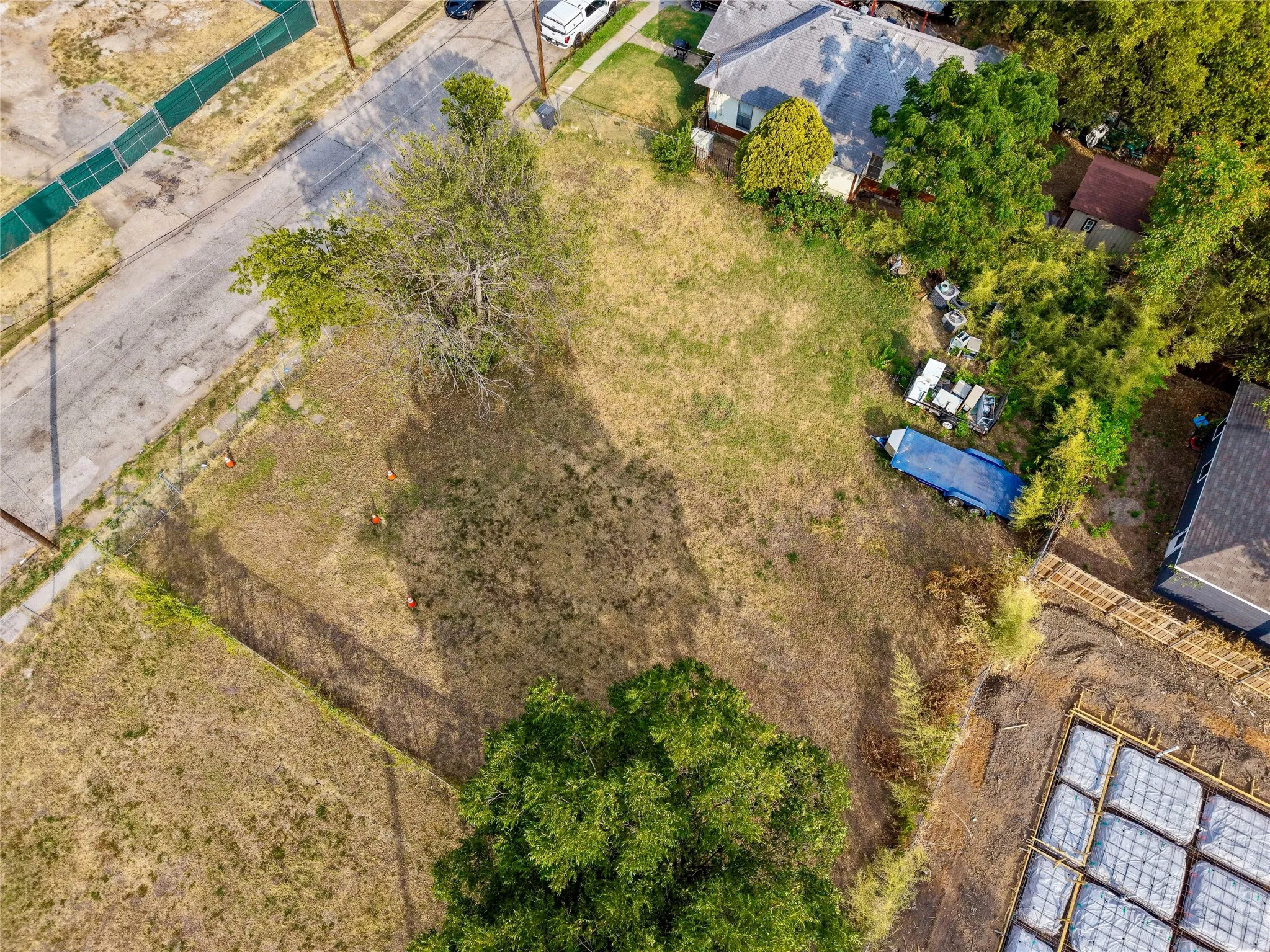 Unimproved Land For Sale in Dallas County , 2801 Medill Street, Dallas, Texas 75215, 0, 0, Garage spaces, 0 Sqft, built in 0, mls#21312065, Real Estate Agent in Dallas, Homes For Sale in Dallas county, Homes For Sale in Dallas, Realtor in Dallas Texas, Real Estate Brokerage Independent Realty Texas, Luminita Cordes Realtor
