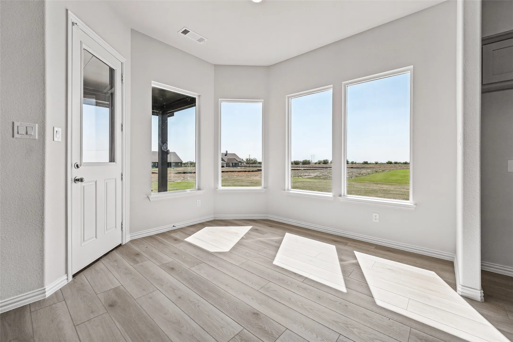 Single Family Residence For Sale in Cooke County , 86 Sunny Side Road, Valley View, Texas 76272, 4 Bedroom, 3 Bathroom, 2 Garage spaces, 2,686 Sqft, built in 2025, mls#21312852, Real Estate Agent in Valley View, Homes For Sale in Cooke county, Homes For Sale in Valley View, Realtor in Valley View Texas, Real Estate Brokerage Independent Realty Texas, Luminita Cordes Realtor