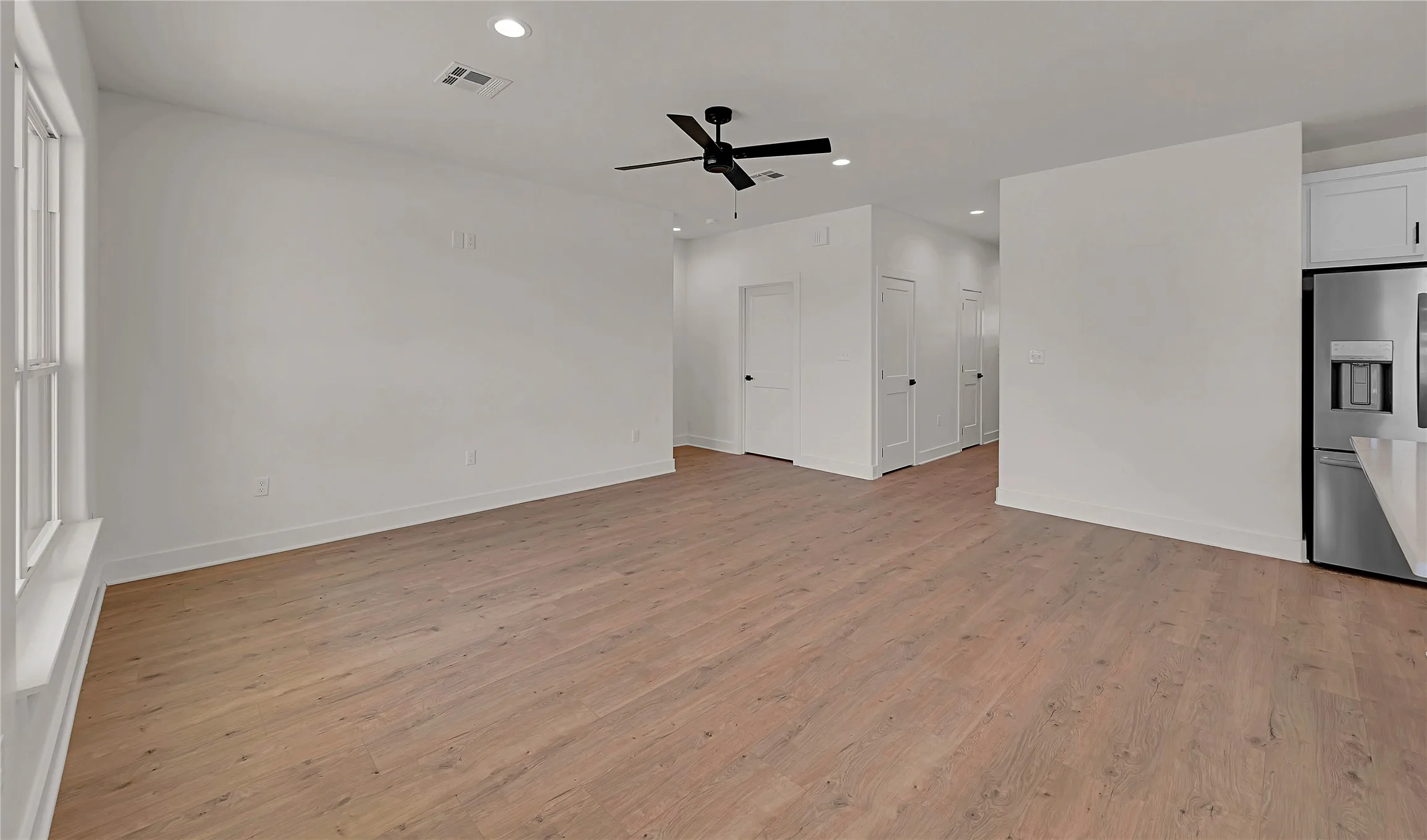 Single Family Residence For Sale in Bosque County , 806 S Avenue Q, Clifton, Texas 76634, 3 Bedroom, 2 Bathroom, 2 Garage spaces, 1,500 Sqft, built in 2026, mls#21312778, Real Estate Agent in Clifton, Homes For Sale in Bosque county, Homes For Sale in Clifton, Realtor in Clifton Texas, Real Estate Brokerage Independent Realty Texas, Luminita Cordes Realtor