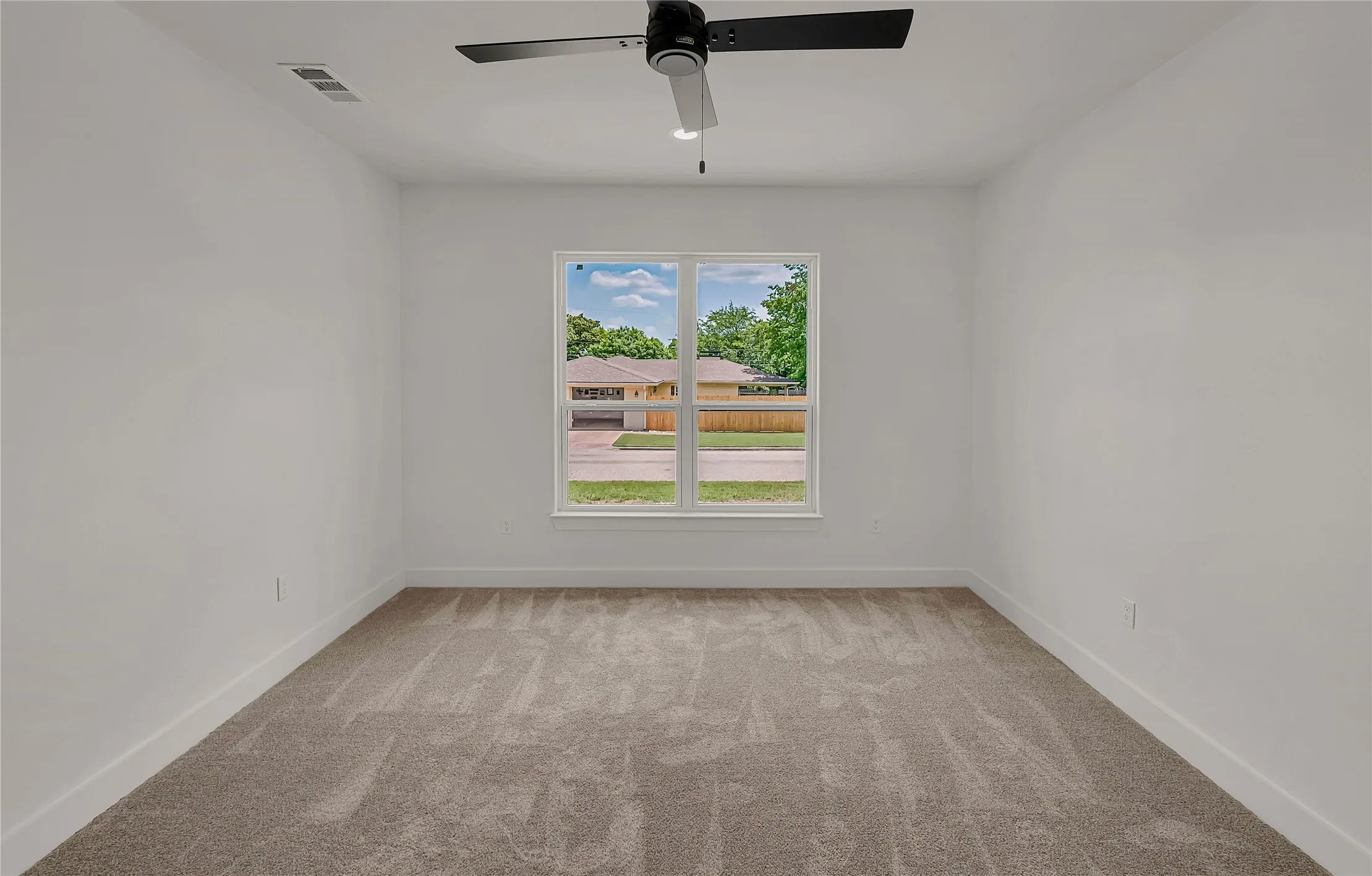 Single Family Residence For Sale in Bosque County , 806 S Avenue Q, Clifton, Texas 76634, 3 Bedroom, 2 Bathroom, 2 Garage spaces, 1,500 Sqft, built in 2026, mls#21312778, Real Estate Agent in Clifton, Homes For Sale in Bosque county, Homes For Sale in Clifton, Realtor in Clifton Texas, Real Estate Brokerage Independent Realty Texas, Luminita Cordes Realtor