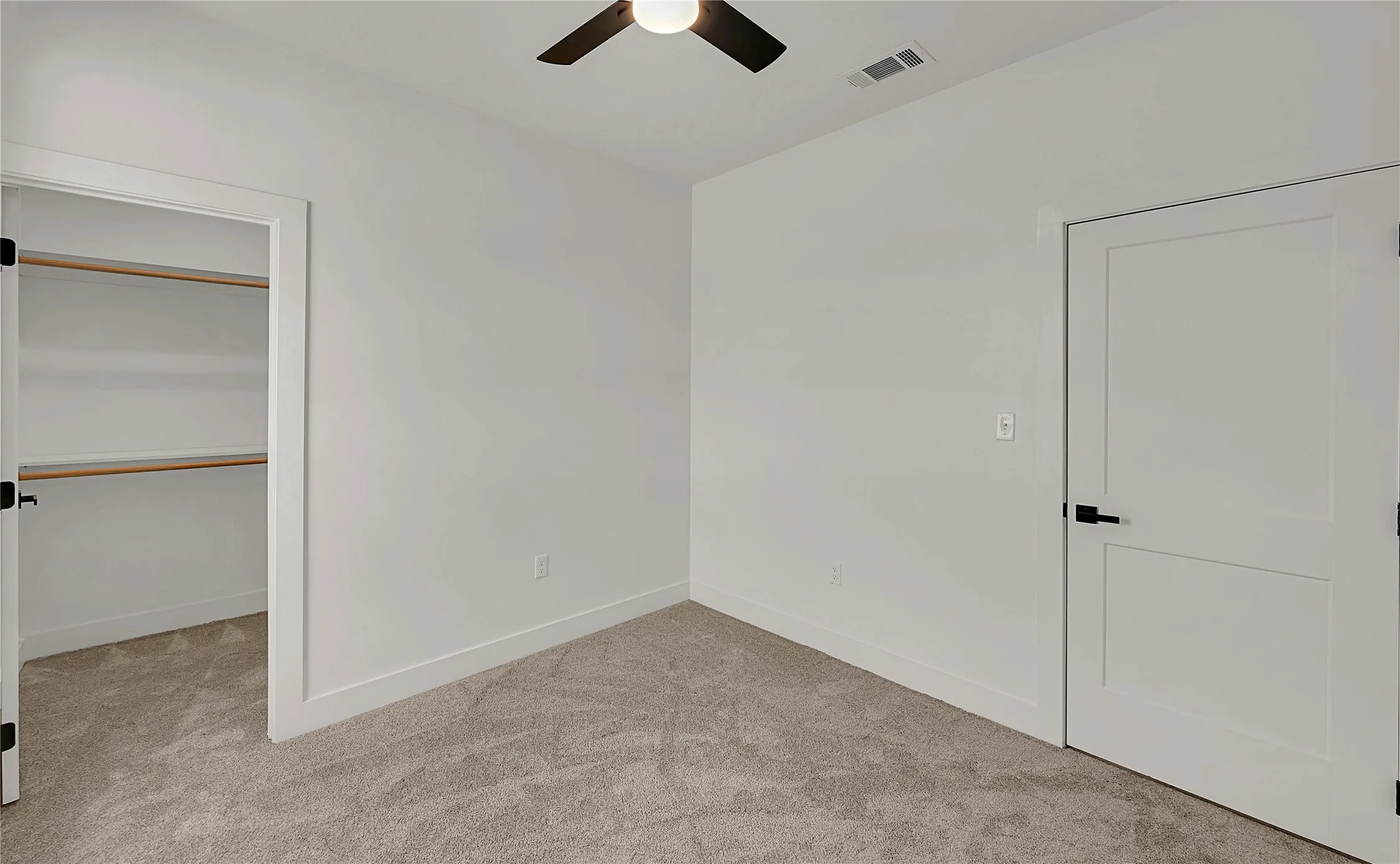 Single Family Residence For Sale in Bosque County , 806 S Avenue Q, Clifton, Texas 76634, 3 Bedroom, 2 Bathroom, 2 Garage spaces, 1,500 Sqft, built in 2026, mls#21312778, Real Estate Agent in Clifton, Homes For Sale in Bosque county, Homes For Sale in Clifton, Realtor in Clifton Texas, Real Estate Brokerage Independent Realty Texas, Luminita Cordes Realtor