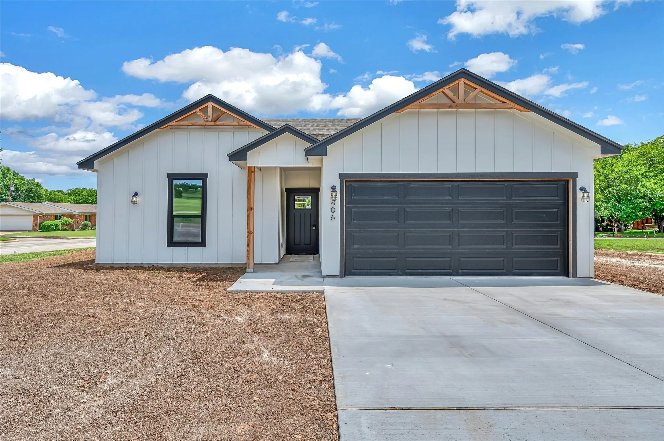 Single Family Residence For Sale in Bosque County , 806 S Avenue Q, Clifton, Texas 76634, 3 Bedroom, 2 Bathroom, 2 Garage spaces, 1,500 Sqft, built in 2026, mls#21312778, Real Estate Agent in Clifton, Homes For Sale in Bosque county, Homes For Sale in Clifton, Realtor in Clifton Texas, Real Estate Brokerage Independent Realty Texas, Luminita Cordes Realtor