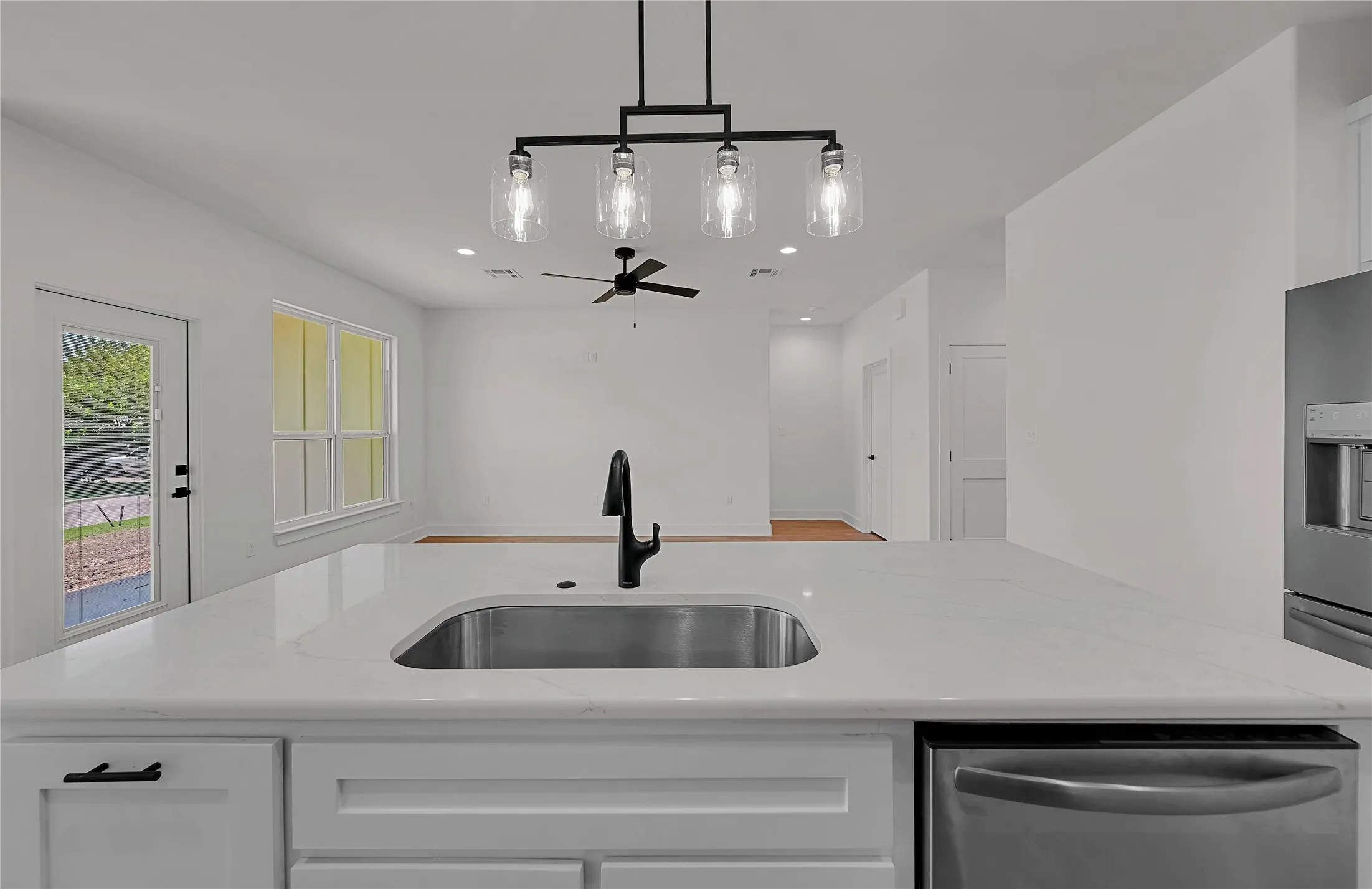Single Family Residence For Sale in Bosque County , 806 S Avenue Q, Clifton, Texas 76634, 3 Bedroom, 2 Bathroom, 2 Garage spaces, 1,500 Sqft, built in 2026, mls#21312778, Real Estate Agent in Clifton, Homes For Sale in Bosque county, Homes For Sale in Clifton, Realtor in Clifton Texas, Real Estate Brokerage Independent Realty Texas, Luminita Cordes Realtor