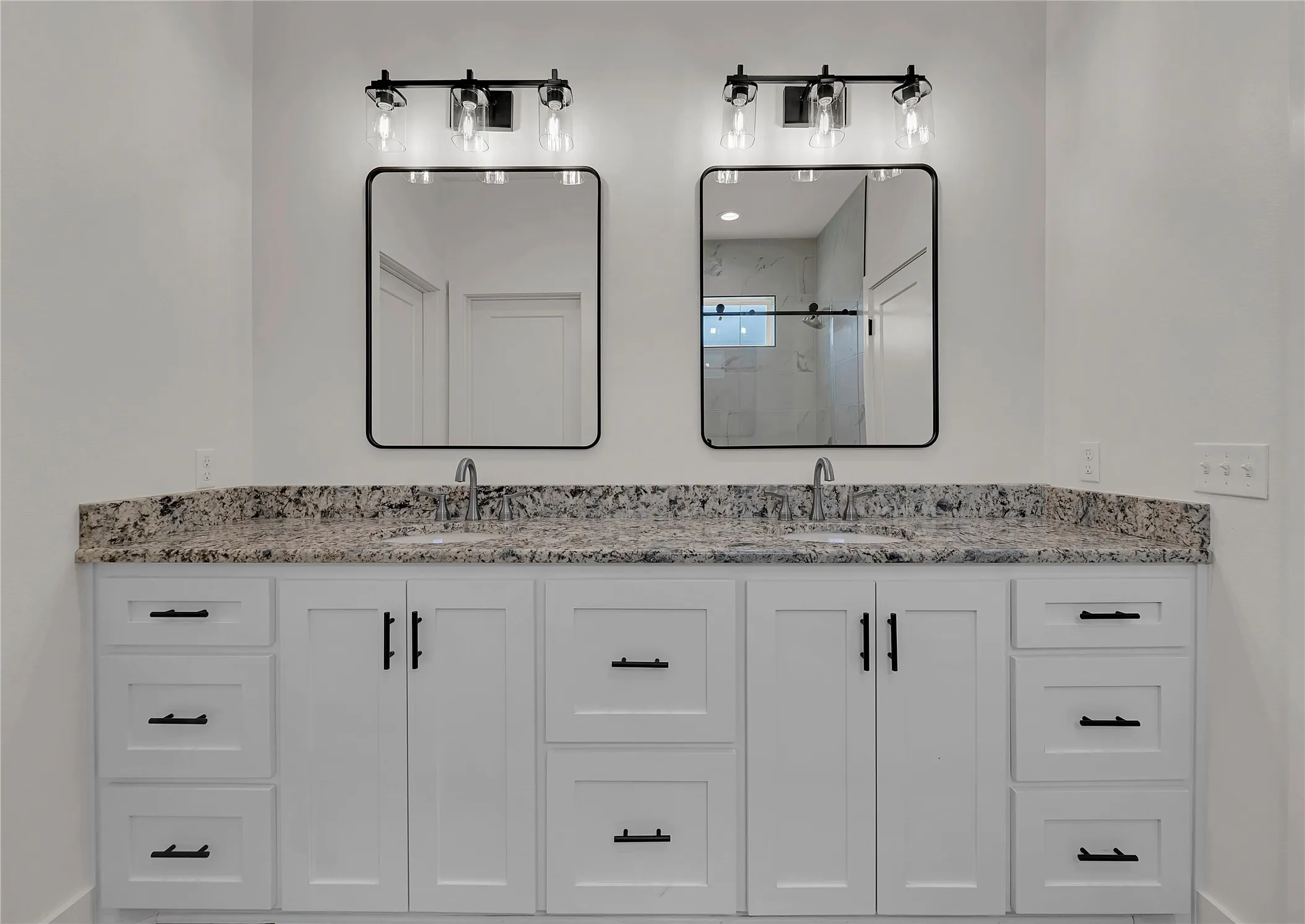 Single Family Residence For Sale in Bosque County , 806 S Avenue Q, Clifton, Texas 76634, 3 Bedroom, 2 Bathroom, 2 Garage spaces, 1,500 Sqft, built in 2026, mls#21312778, Real Estate Agent in Clifton, Homes For Sale in Bosque county, Homes For Sale in Clifton, Realtor in Clifton Texas, Real Estate Brokerage Independent Realty Texas, Luminita Cordes Realtor