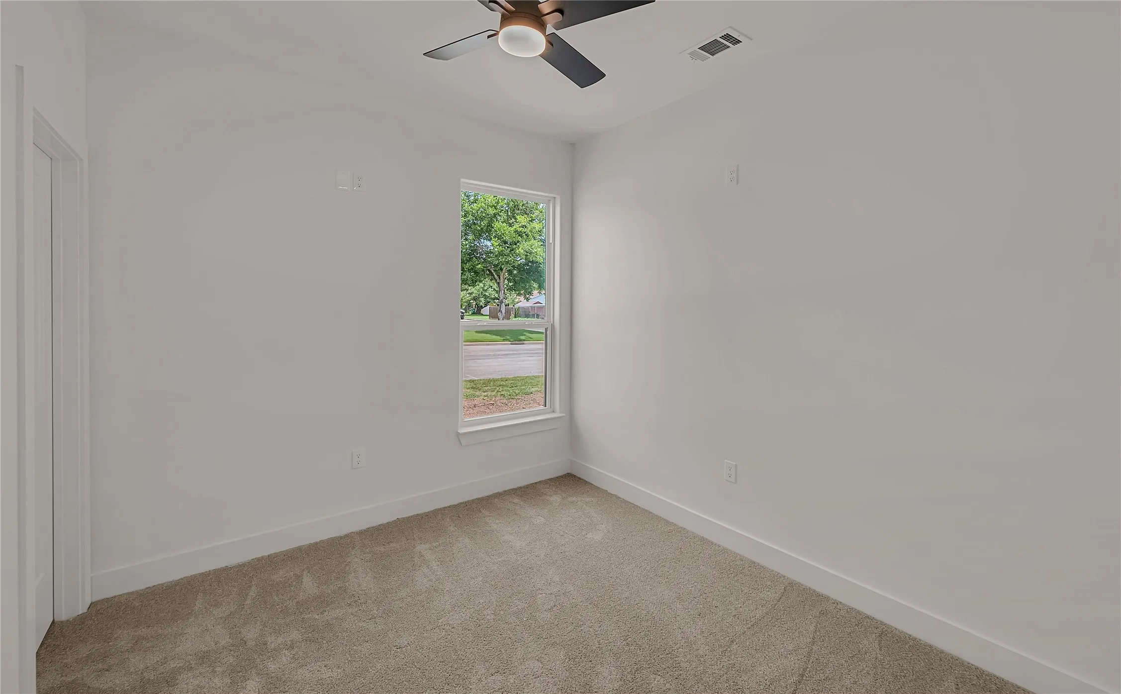 Single Family Residence For Sale in Bosque County , 806 S Avenue Q, Clifton, Texas 76634, 3 Bedroom, 2 Bathroom, 2 Garage spaces, 1,500 Sqft, built in 2026, mls#21312778, Real Estate Agent in Clifton, Homes For Sale in Bosque county, Homes For Sale in Clifton, Realtor in Clifton Texas, Real Estate Brokerage Independent Realty Texas, Luminita Cordes Realtor