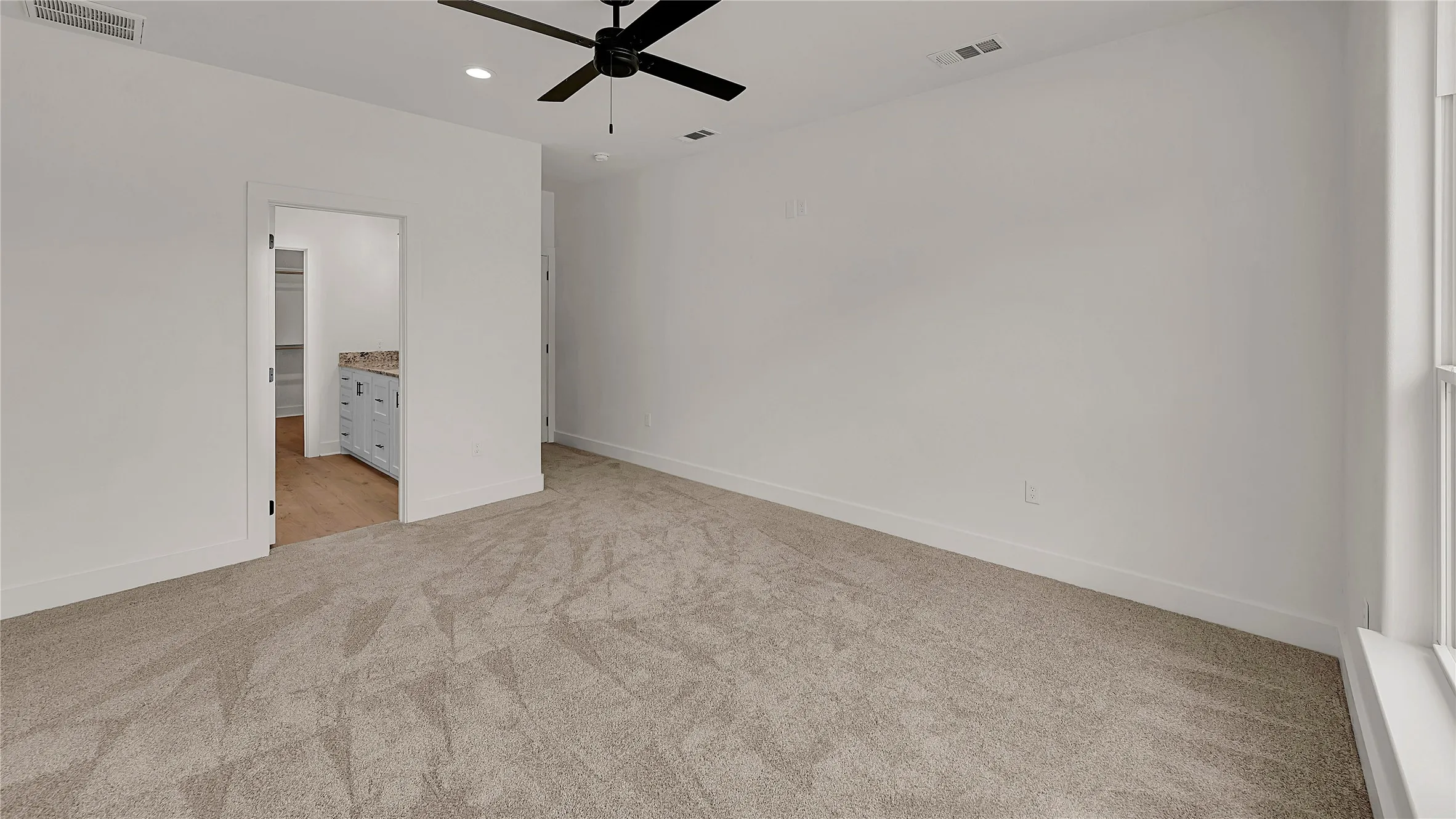 Single Family Residence For Sale in Bosque County , 806 S Avenue Q, Clifton, Texas 76634, 3 Bedroom, 2 Bathroom, 2 Garage spaces, 1,500 Sqft, built in 2026, mls#21312778, Real Estate Agent in Clifton, Homes For Sale in Bosque county, Homes For Sale in Clifton, Realtor in Clifton Texas, Real Estate Brokerage Independent Realty Texas, Luminita Cordes Realtor