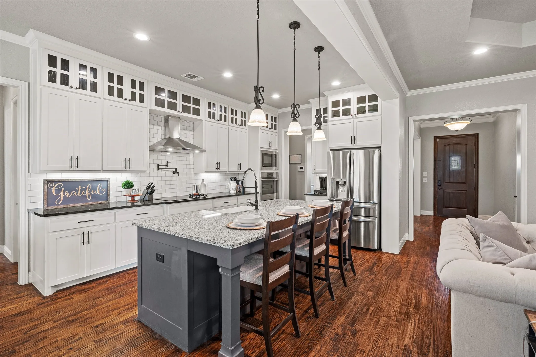 Single Family Residence For Sale in Parker County , 104 Lagrange Court, Weatherford, Texas 76088, 4 Bedroom, 3 Bathroom, 3 Garage spaces, 2,589 Sqft, built in 2018, mls#21312805, Real Estate Agent in Weatherford, Homes For Sale in Parker county, Homes For Sale in Weatherford, Realtor in Weatherford Texas, Real Estate Brokerage Independent Realty Texas, Luminita Cordes Realtor