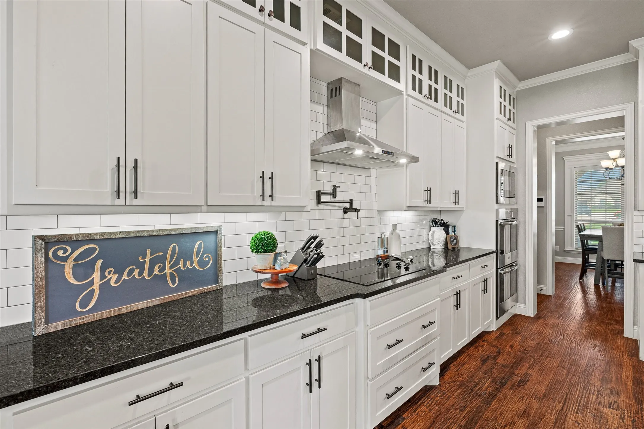 Single Family Residence For Sale in Parker County , 104 Lagrange Court, Weatherford, Texas 76088, 4 Bedroom, 3 Bathroom, 3 Garage spaces, 2,589 Sqft, built in 2018, mls#21312805, Real Estate Agent in Weatherford, Homes For Sale in Parker county, Homes For Sale in Weatherford, Realtor in Weatherford Texas, Real Estate Brokerage Independent Realty Texas, Luminita Cordes Realtor
