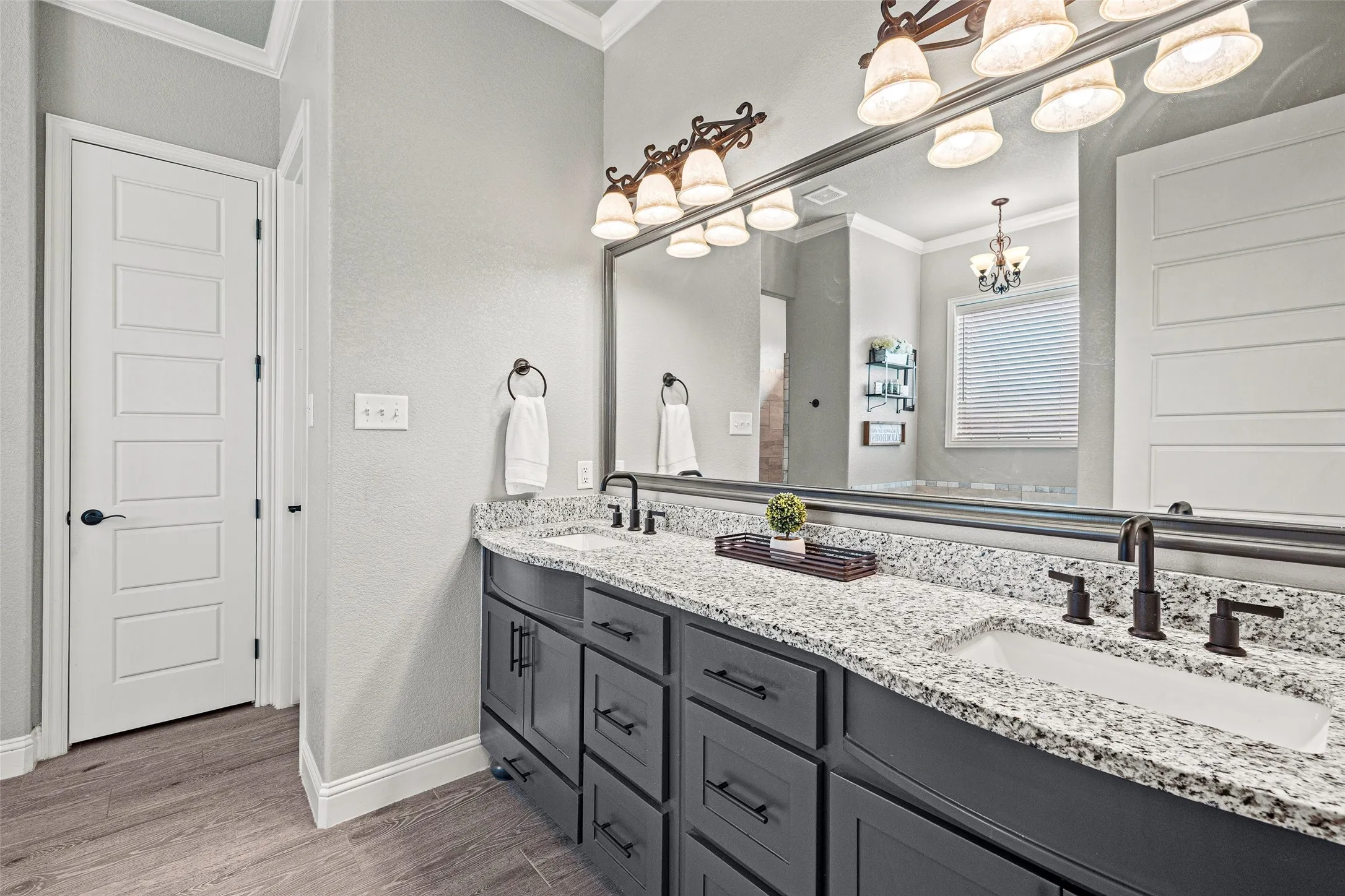 Single Family Residence For Sale in Parker County , 104 Lagrange Court, Weatherford, Texas 76088, 4 Bedroom, 3 Bathroom, 3 Garage spaces, 2,589 Sqft, built in 2018, mls#21312805, Real Estate Agent in Weatherford, Homes For Sale in Parker county, Homes For Sale in Weatherford, Realtor in Weatherford Texas, Real Estate Brokerage Independent Realty Texas, Luminita Cordes Realtor