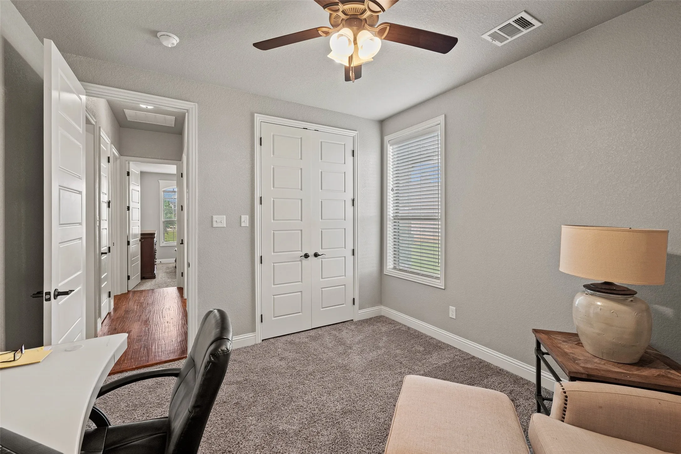Single Family Residence For Sale in Parker County , 104 Lagrange Court, Weatherford, Texas 76088, 4 Bedroom, 3 Bathroom, 3 Garage spaces, 2,589 Sqft, built in 2018, mls#21312805, Real Estate Agent in Weatherford, Homes For Sale in Parker county, Homes For Sale in Weatherford, Realtor in Weatherford Texas, Real Estate Brokerage Independent Realty Texas, Luminita Cordes Realtor