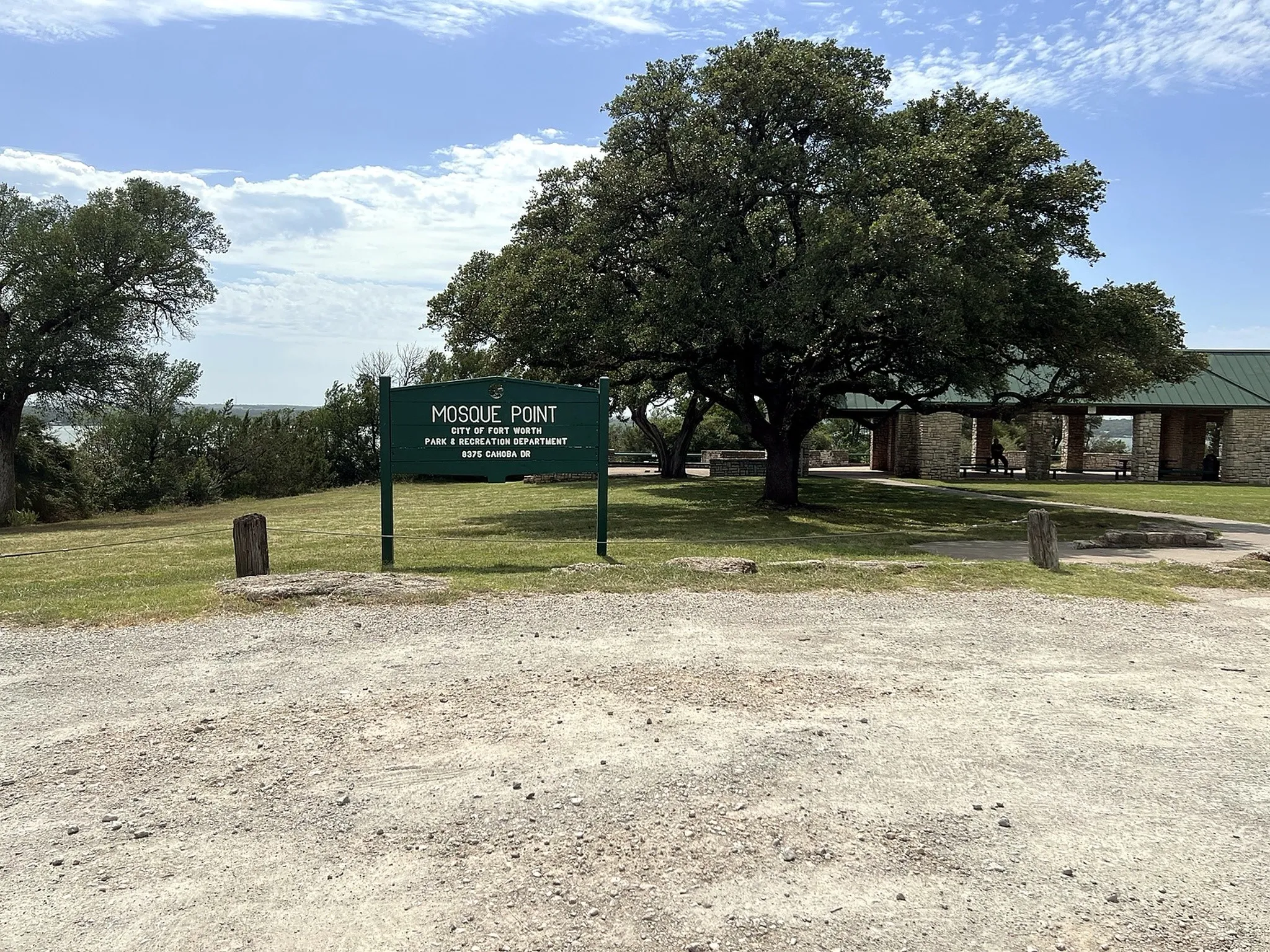 Minutes From Bosque Point Park and Lake Worth